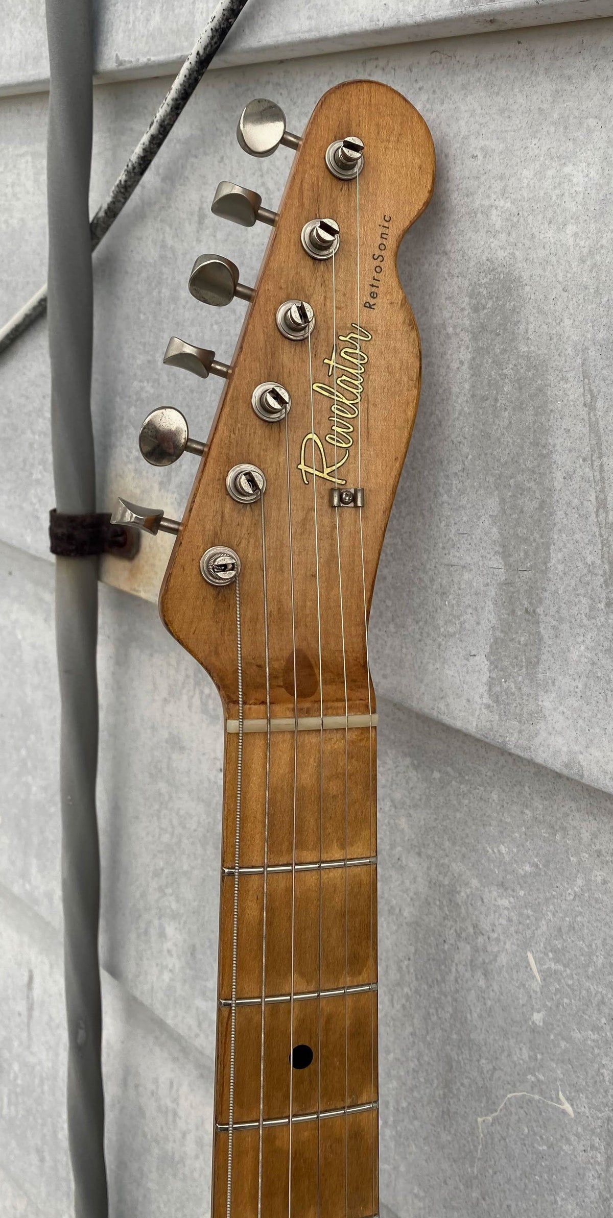 Revelator Guitars - '50s Retrosonic T-Style - Black Guard / Butterscotch Blonde #62145