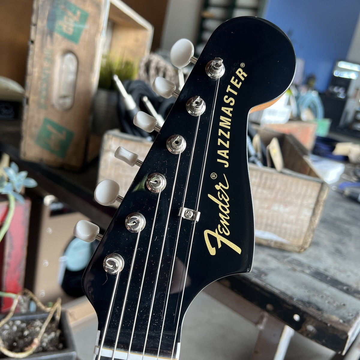 2023 Fender Gold Foil Jazzmaster - Candy Apple Burst