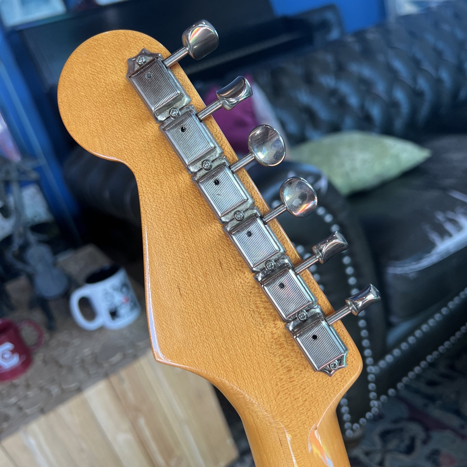 Fender Eric Johnson Signature Stratocaster – Candy Apple Red – Serial EJ02082