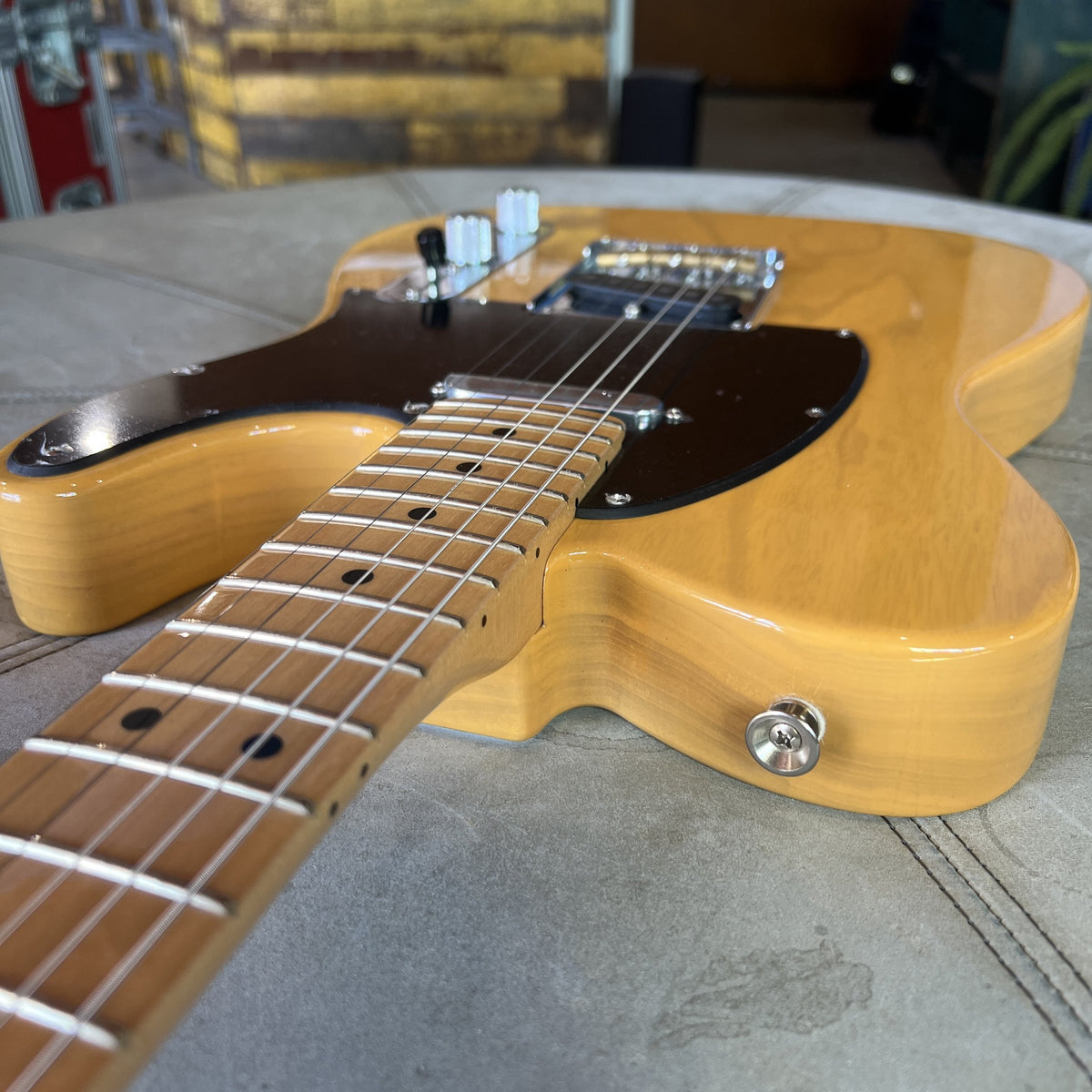 Fender American Professional Telecaster - Butterscotch Blonde (2017)