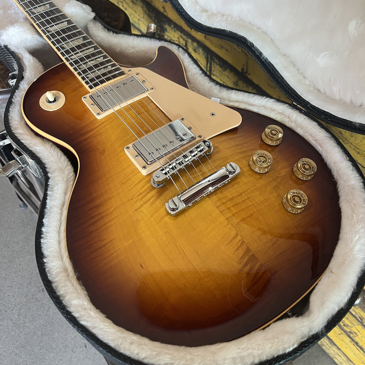 2009 Gibson Les Paul Traditional Figured Maple Top - Very Good Condition