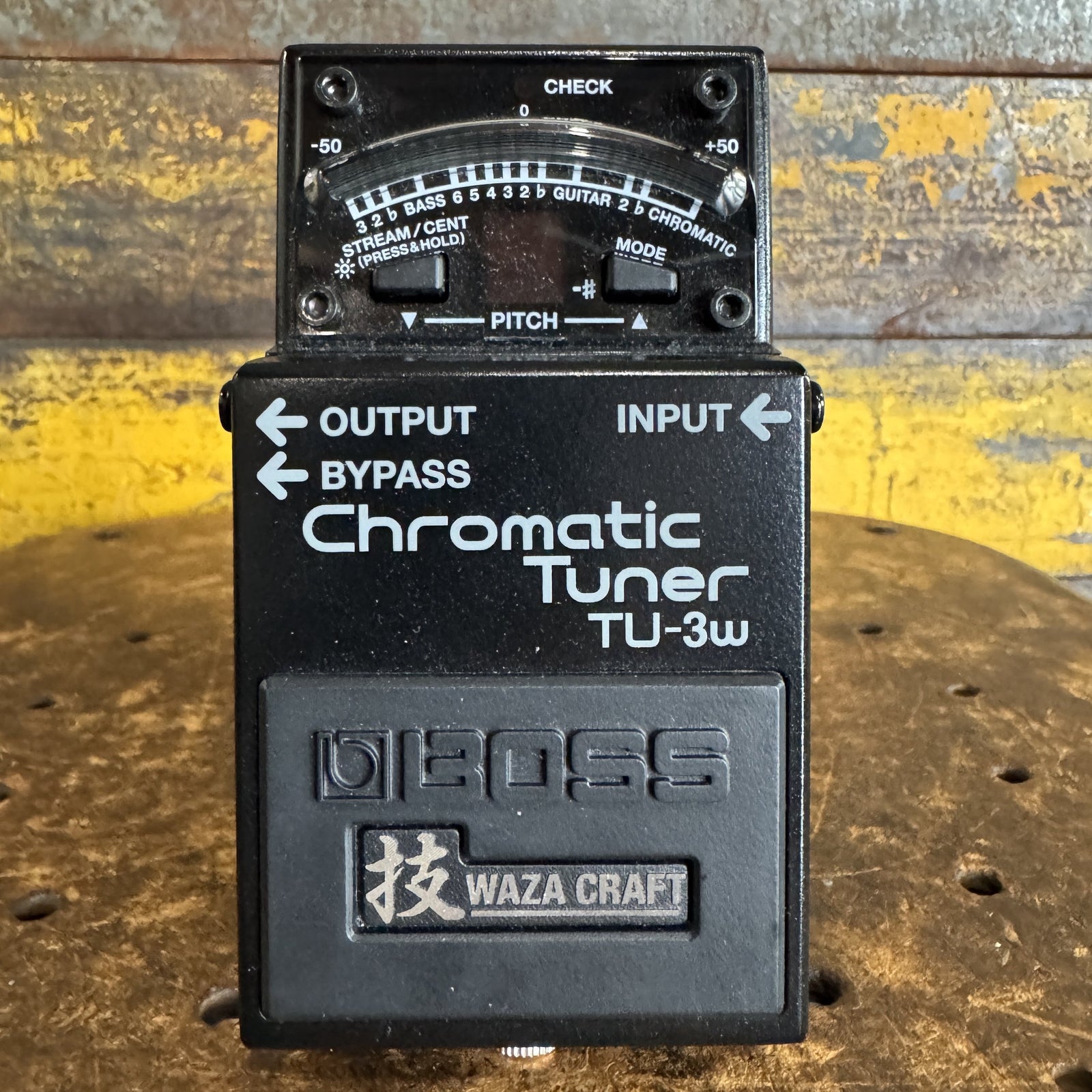 BOSS Waza Craft TU-3w Tuner