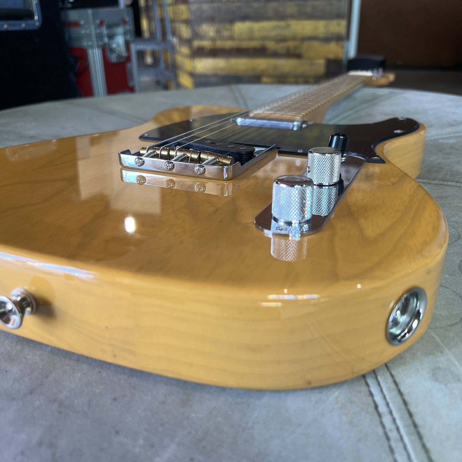 Fender American Professional Telecaster - Butterscotch Blonde (2017)