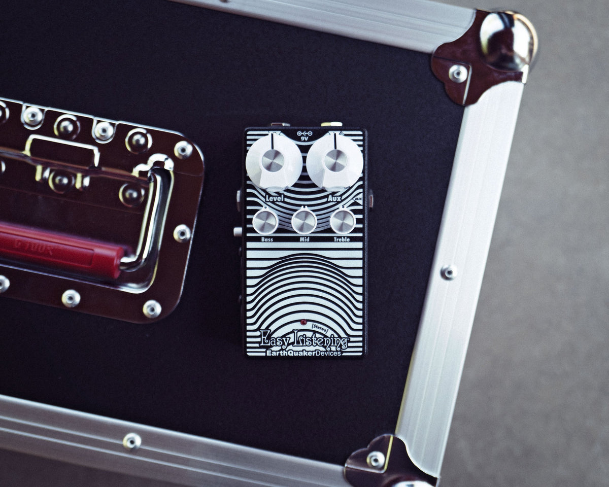 EarthQuaker Devices Easy Listening Stereo Analog Amp Simulator