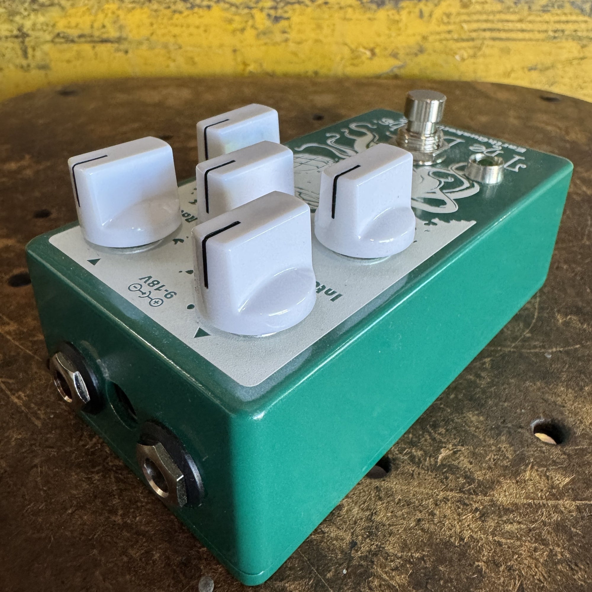 EarthQuaker Devices The Depths V2