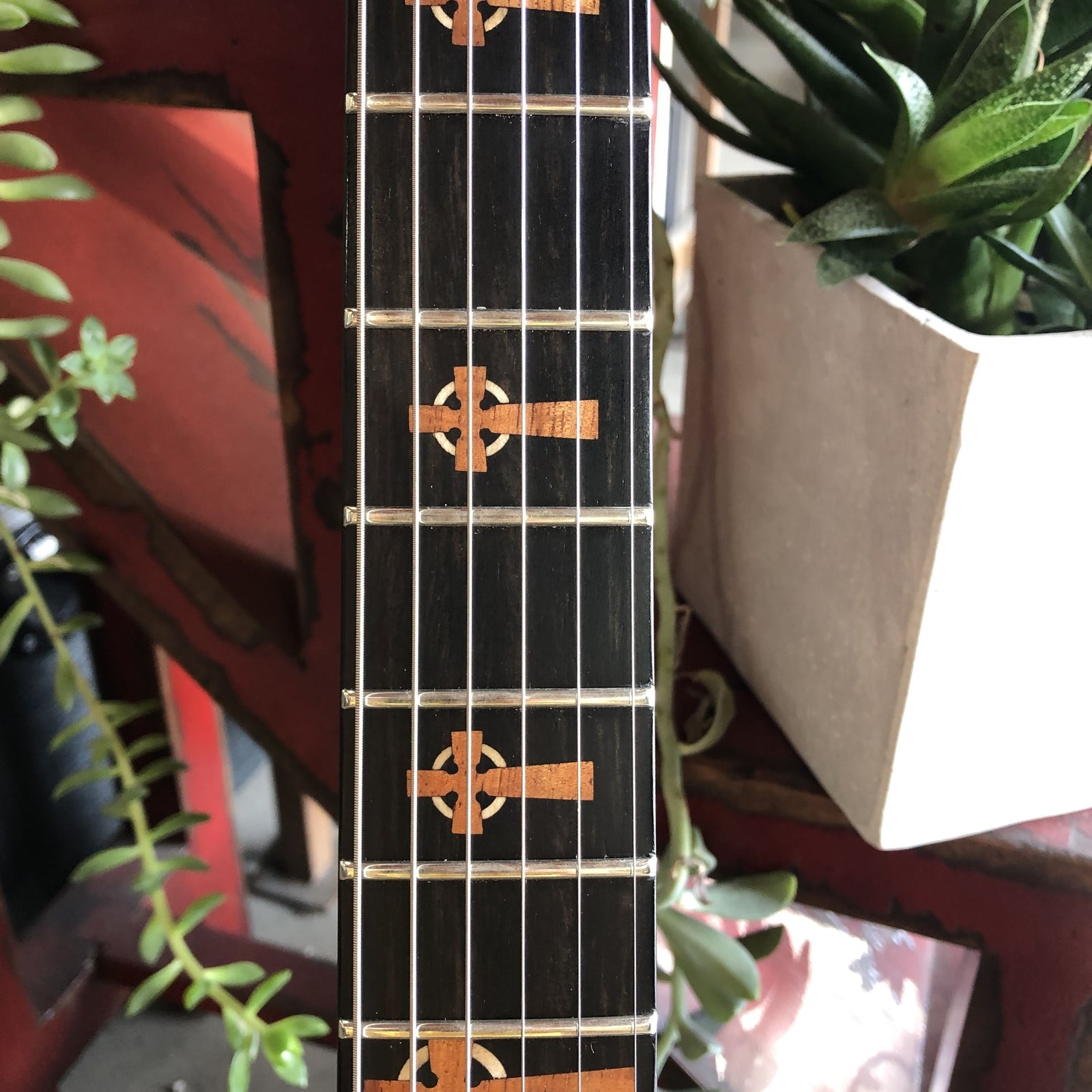Koca Guitars Leaf