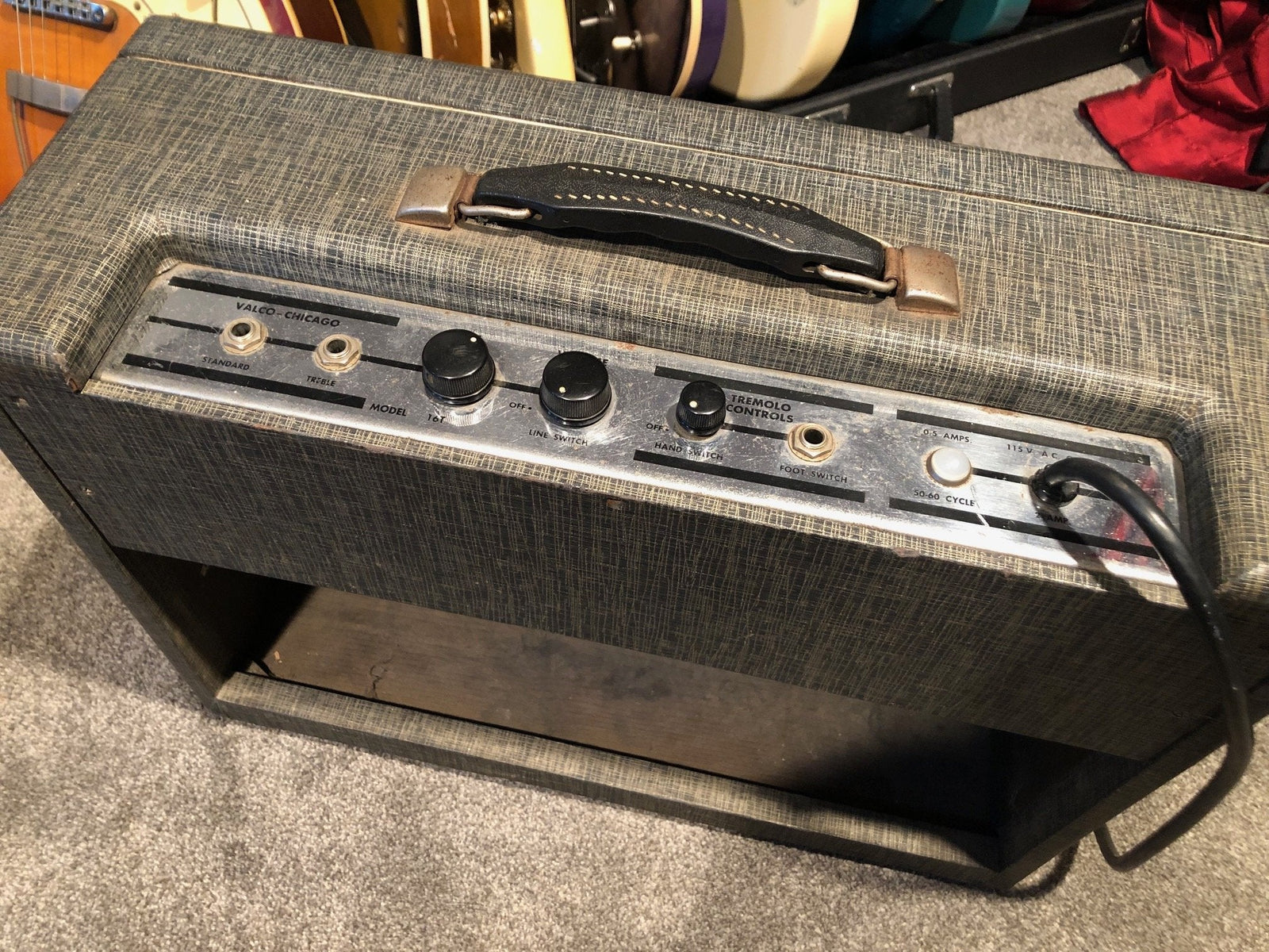 Vintage 1960’s Supro Valco 16T Guitar Amplifier Tremolo