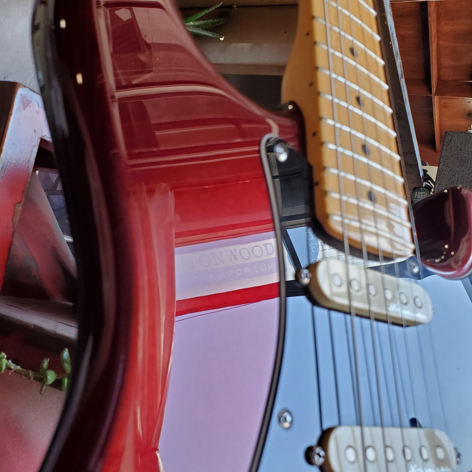 2014 Fender American Standard Stratocaster - Bordeaux Metallic