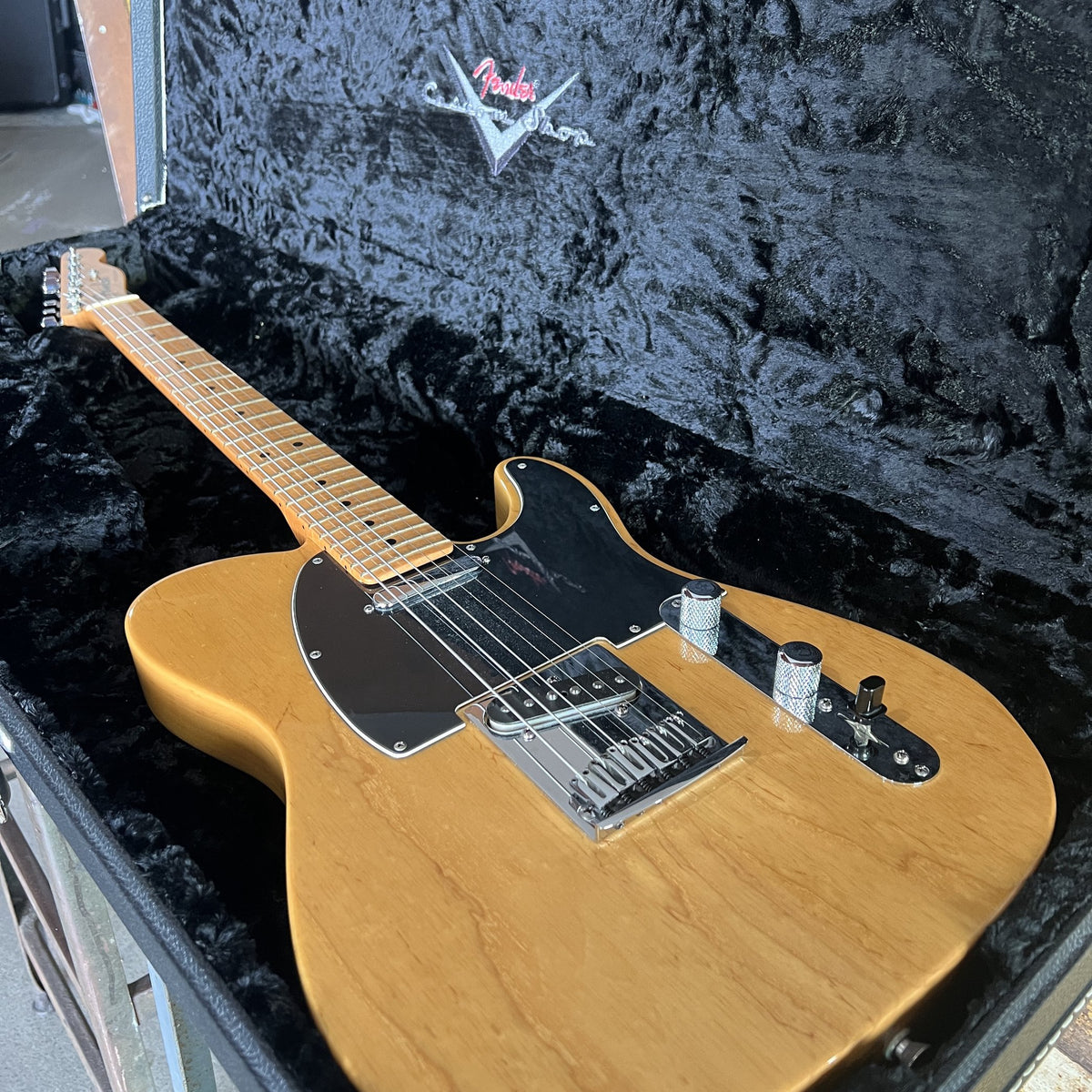 2006 Fender Custom Shop American Custom Telecaster – Natural with Figured Flame Maple Neck (7lbs 3.3oz)