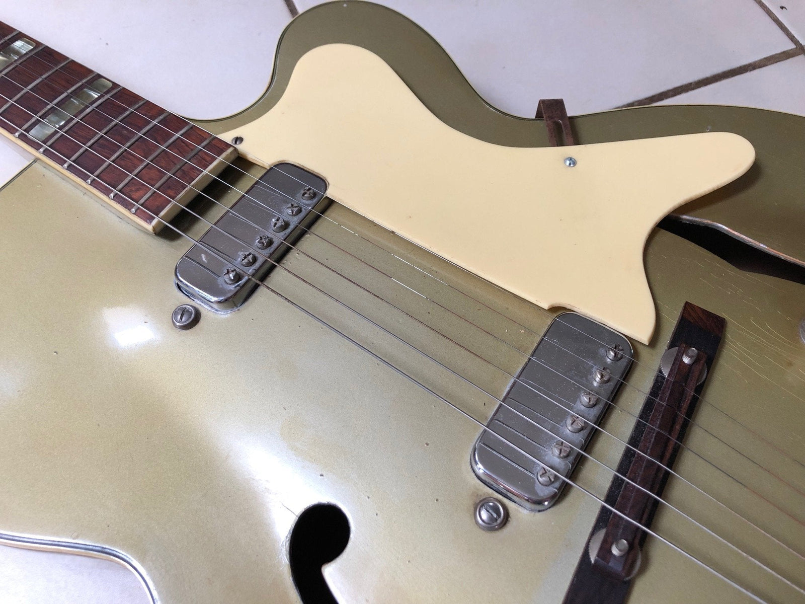 Vintage 1956 Kay Archtop Guitar 8991 Upbeat