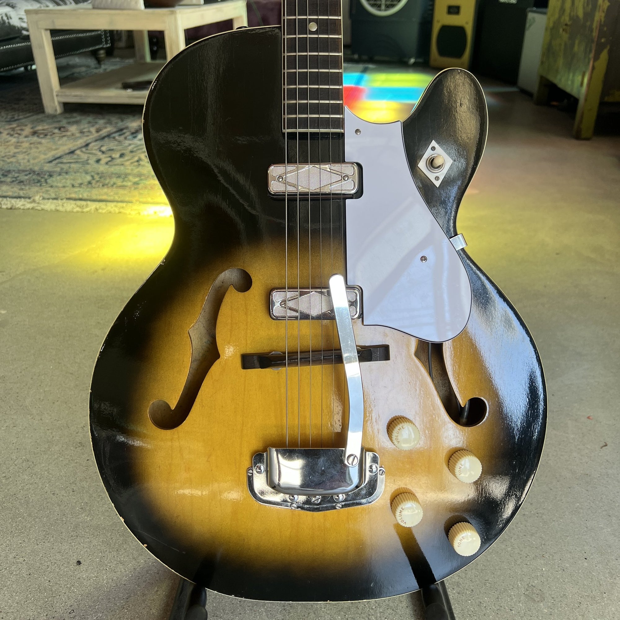 Vintage 1966/67 Silvertone 1439 Hollowbody Guitar