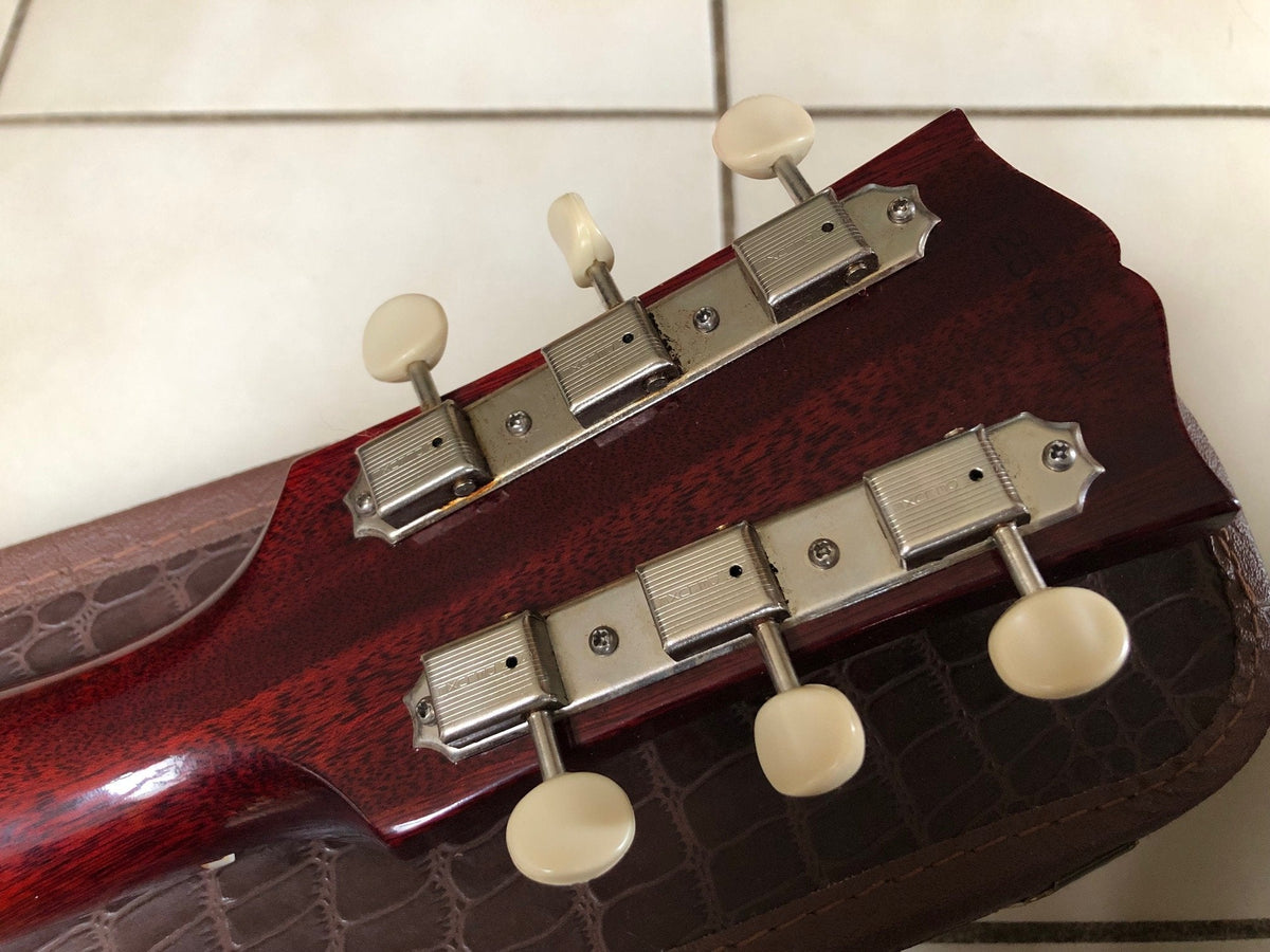 Vintage 1965 Gibson B-25 Acoustic Guitar and Case - Near Mint