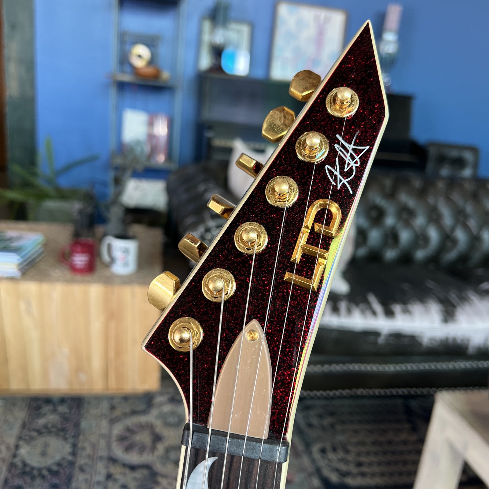 ESP LTD KH-V Kirk Hammett Signature - Red Sparkle (2023, Excellent Condition)