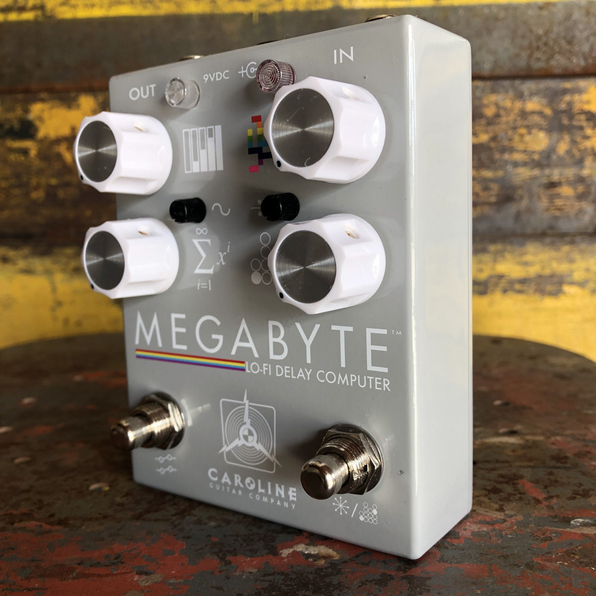 Caroline Guitar Company Megabyte Lo-Fi Delay Computer