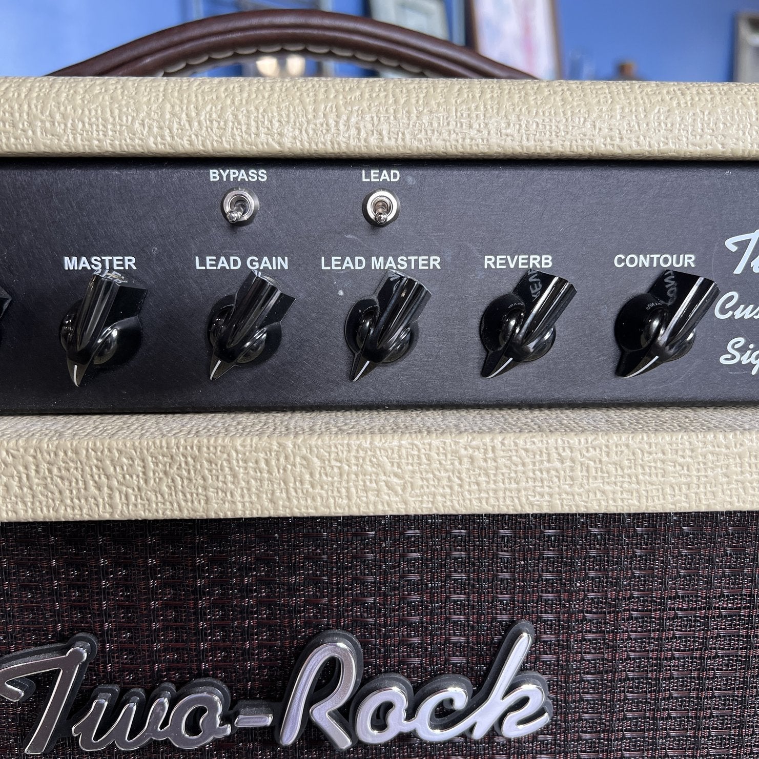 Two Rock Custom Reverb Signature V3, 50W Head & 1x12 Cabinet - Blonde