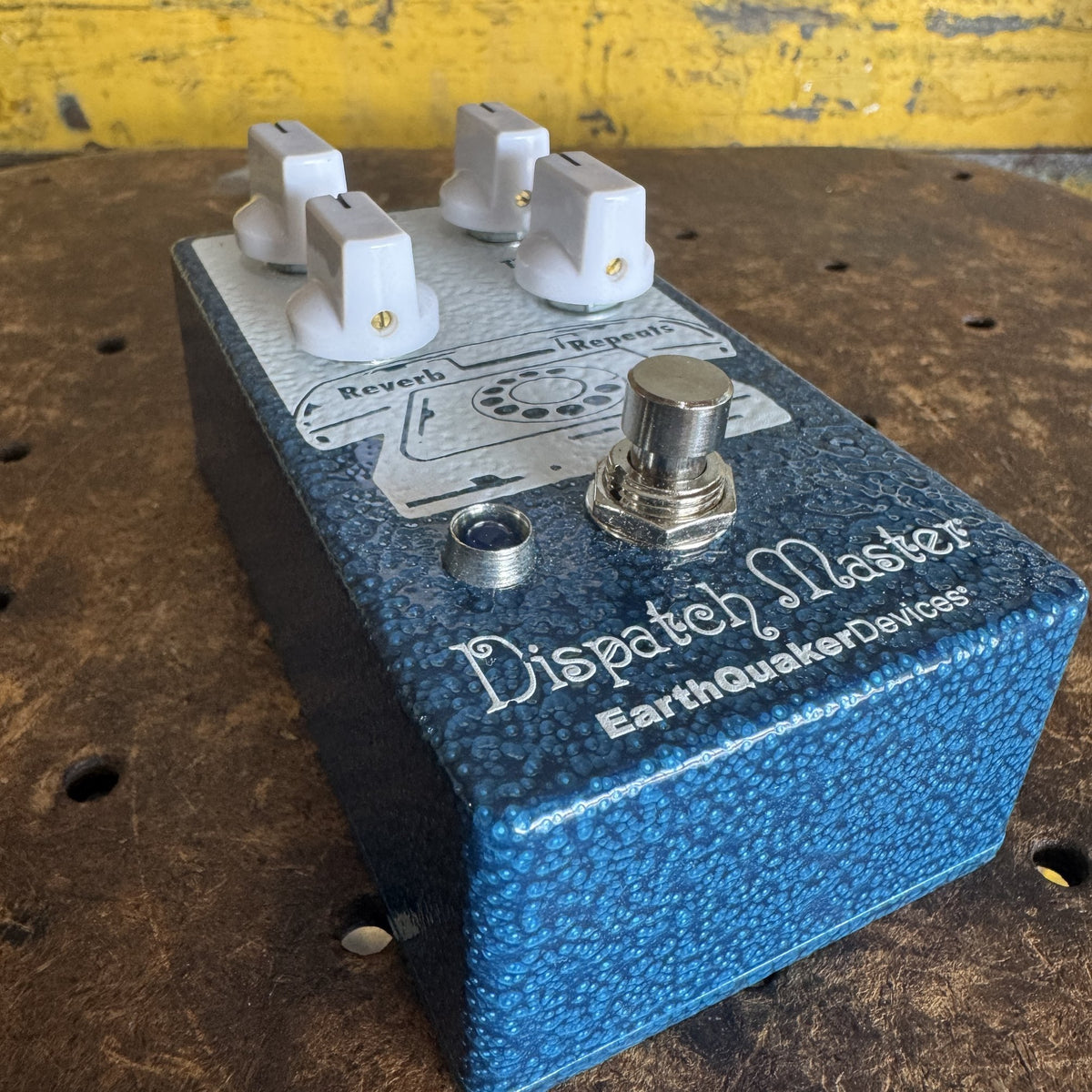 EarthQuaker Devices Dispatch Master - Cottonwood Special Hammertone Blue Colorway