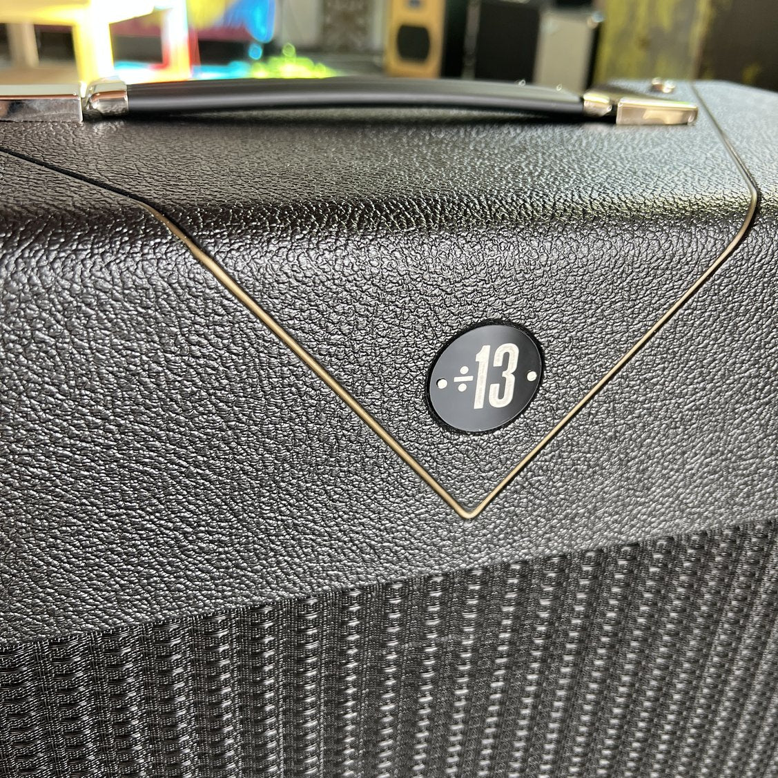 Divided by 13 BTR 23 Combo - Black Bronco Tolex / Black