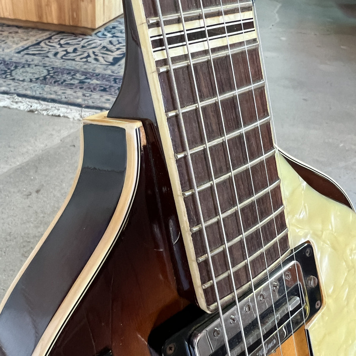 Hofner 459 Violin Guitar - Mid-60s - Sunburst