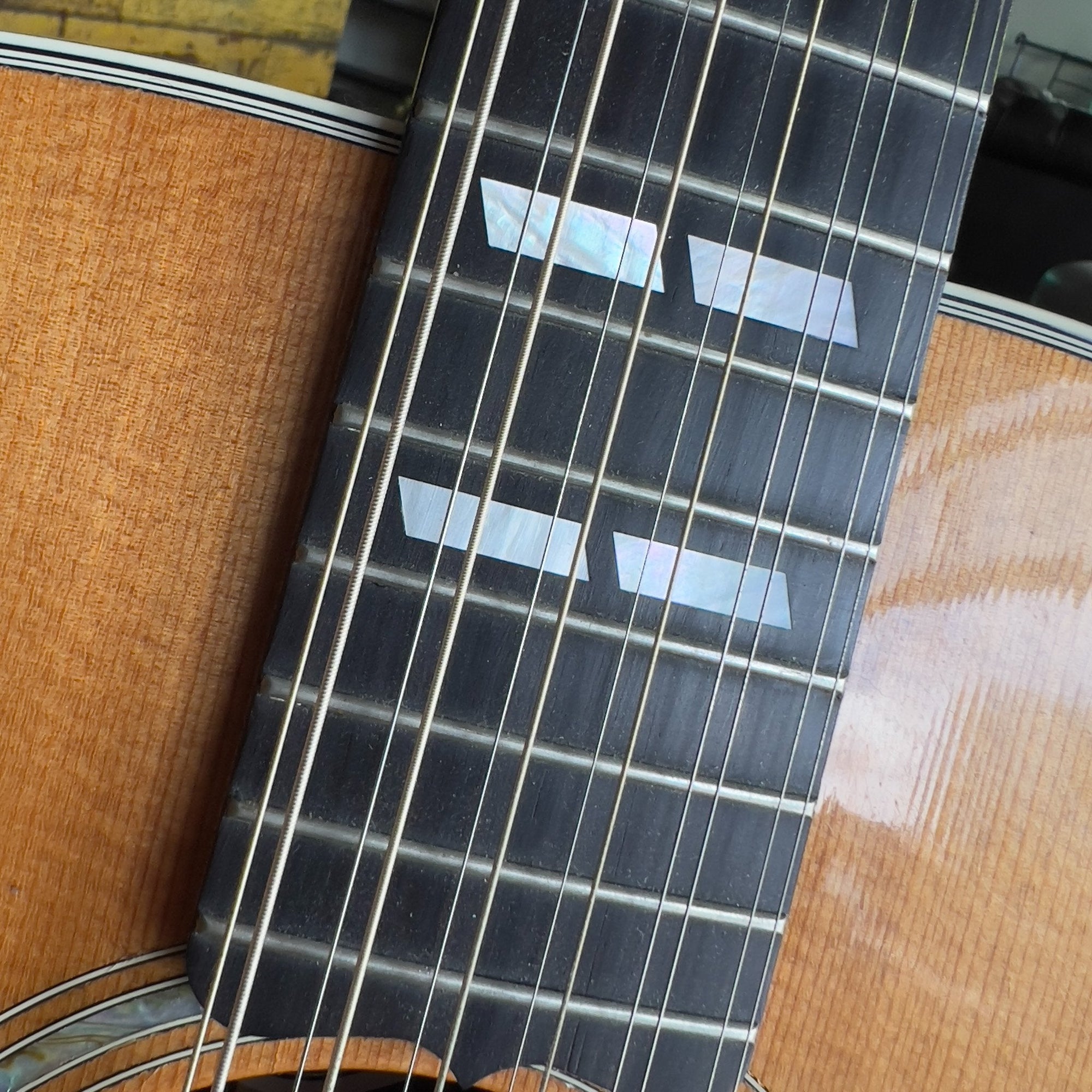 2007 Gibson Songwriter Deluxe 12 String Acoustic / Electric Guitar