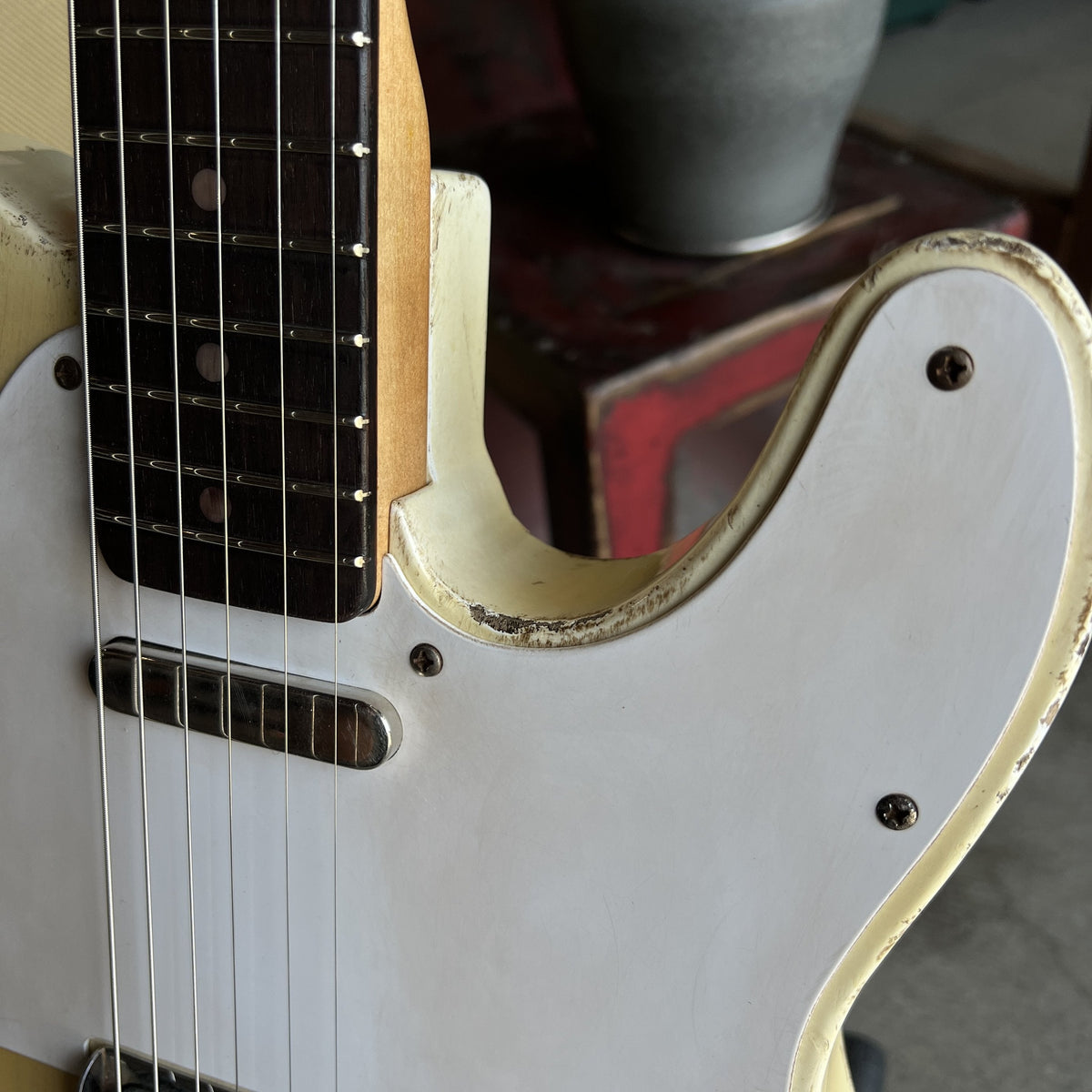Revelator Guitars - RetroSonic T-Style - White Guard - #63640