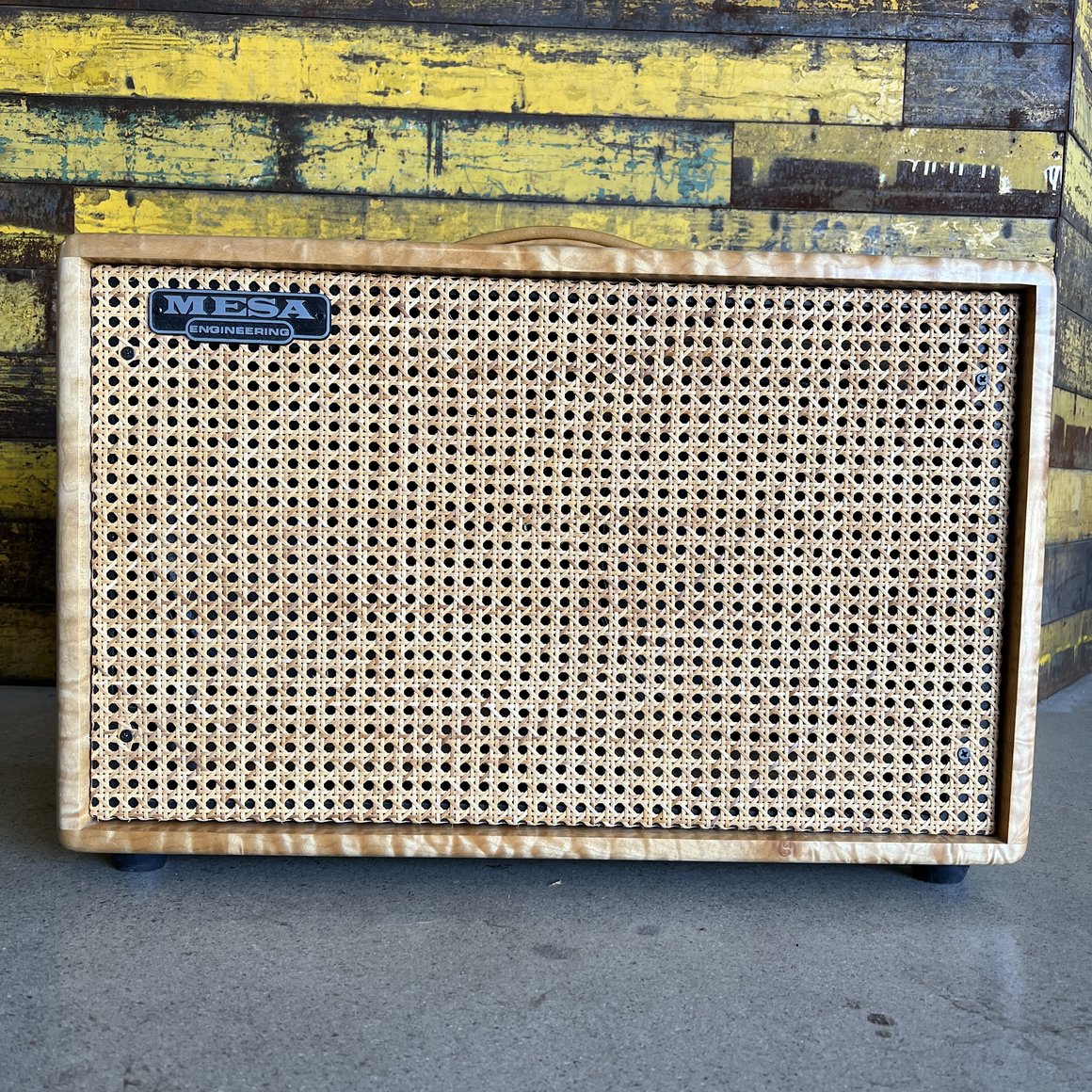 Mesa Boogie Private Reserve 2x12 Horizontal Roadster Cabinet, Maple & Cane - 2x12 2FB