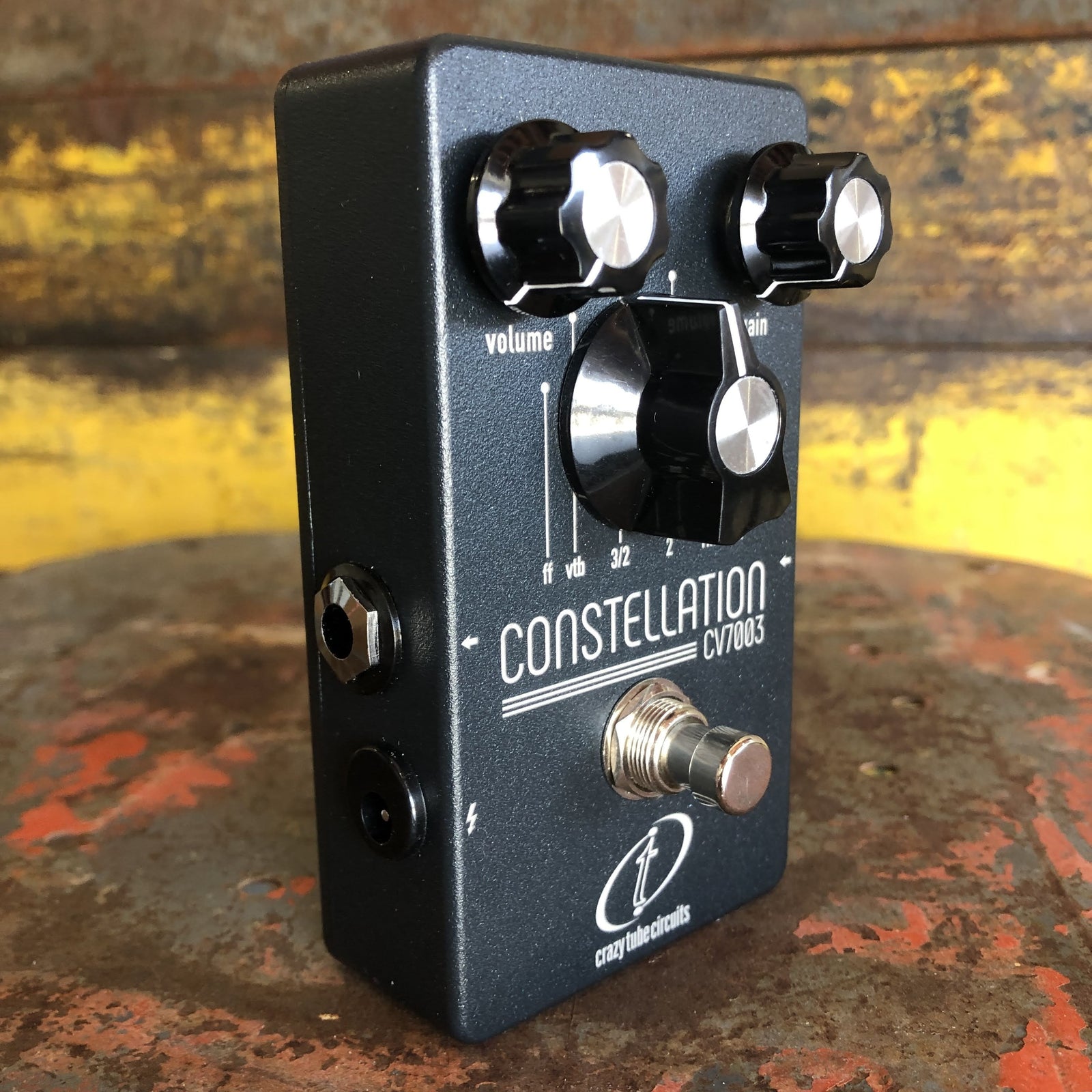 Crazy Tube Circuits Constellation CV7003