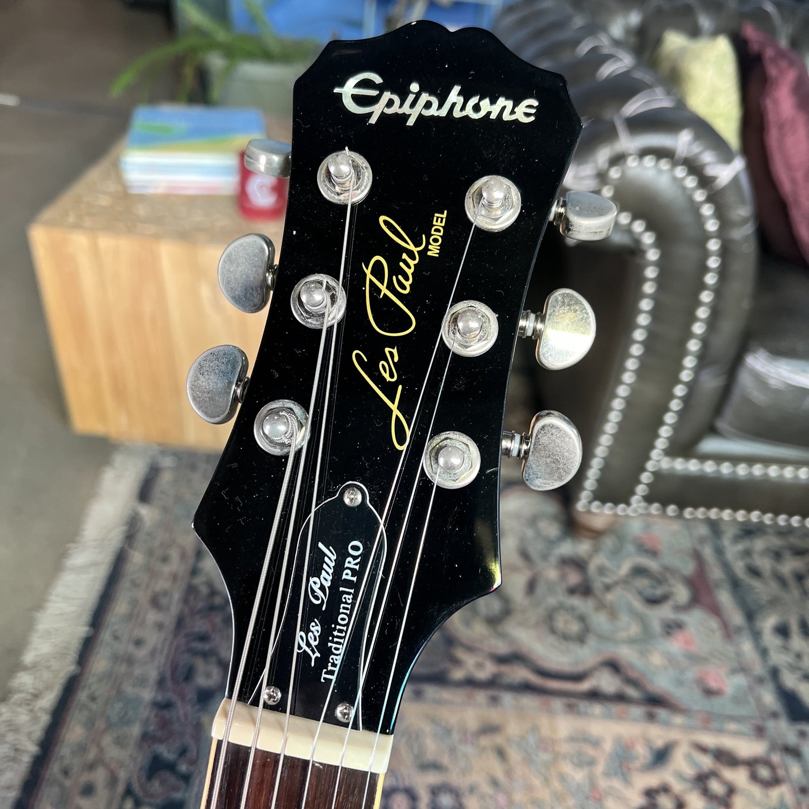2014 Epiphone Les Paul Traditional Pro in Silverburst | Includes Hardshell Case