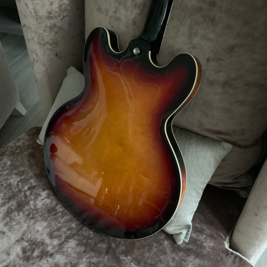 Epiphone Riviera - 1995 Peerles Korea