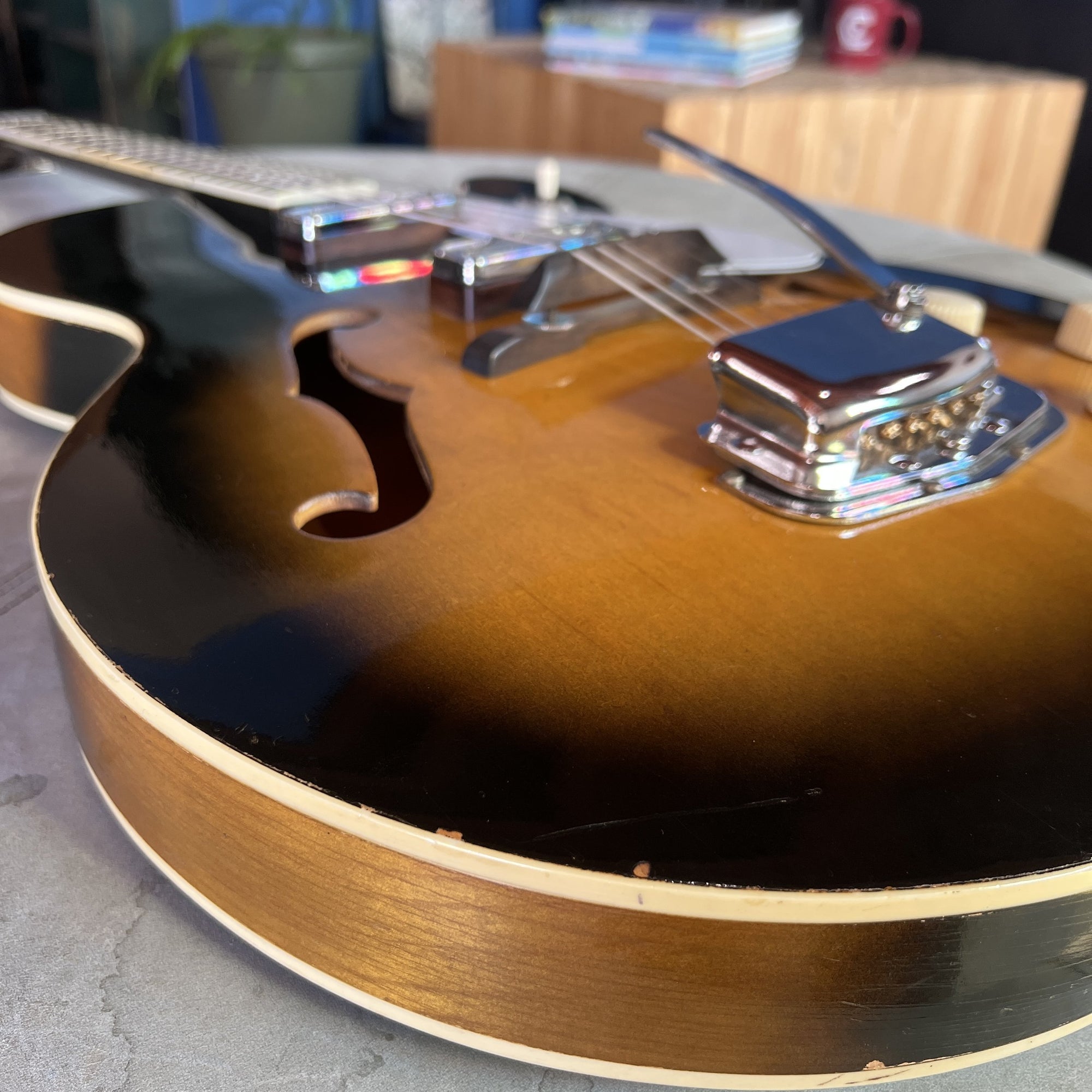 Vintage 1966/67 Silvertone 1439 Hollowbody Guitar