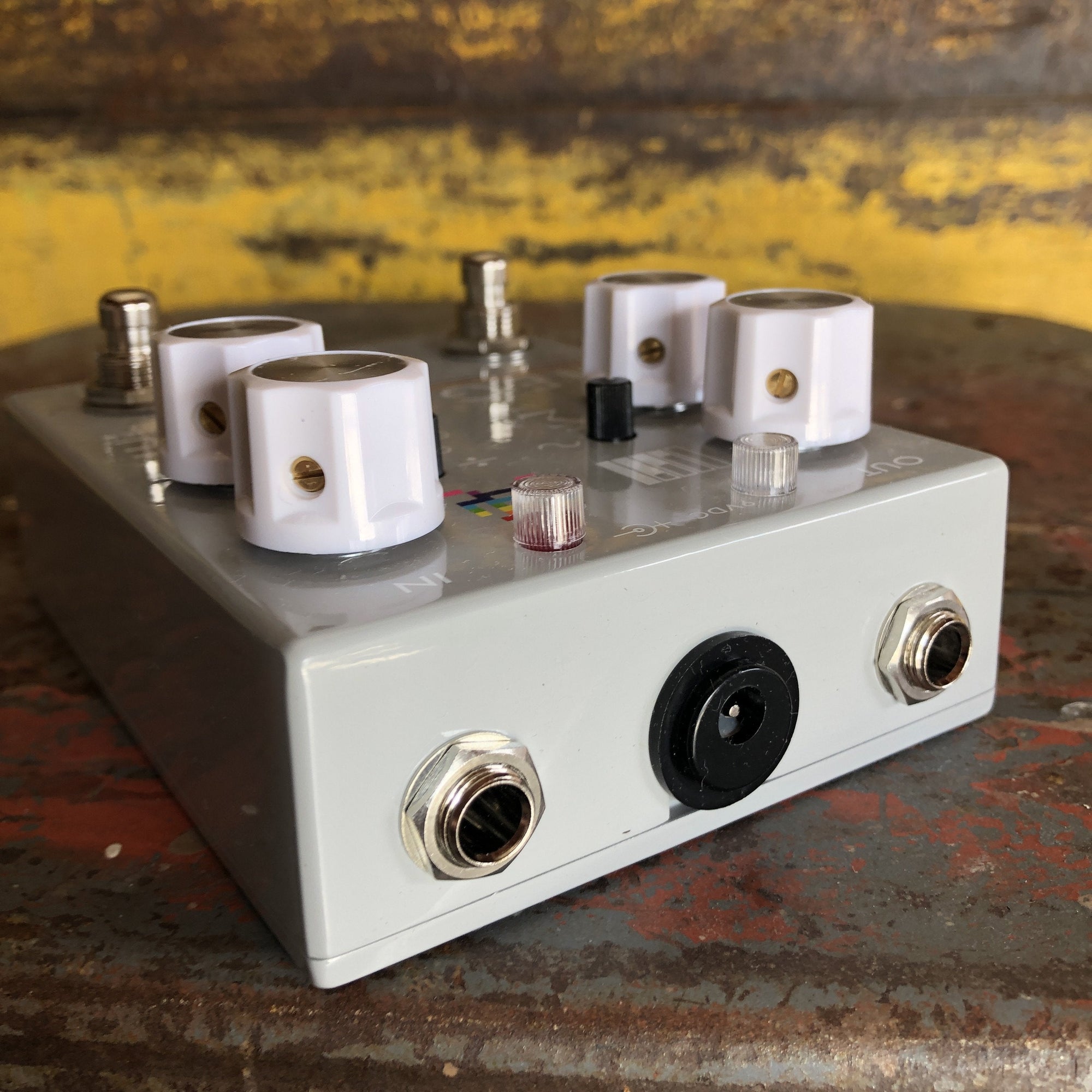 Caroline Guitar Company Megabyte Lo-Fi Delay Computer
