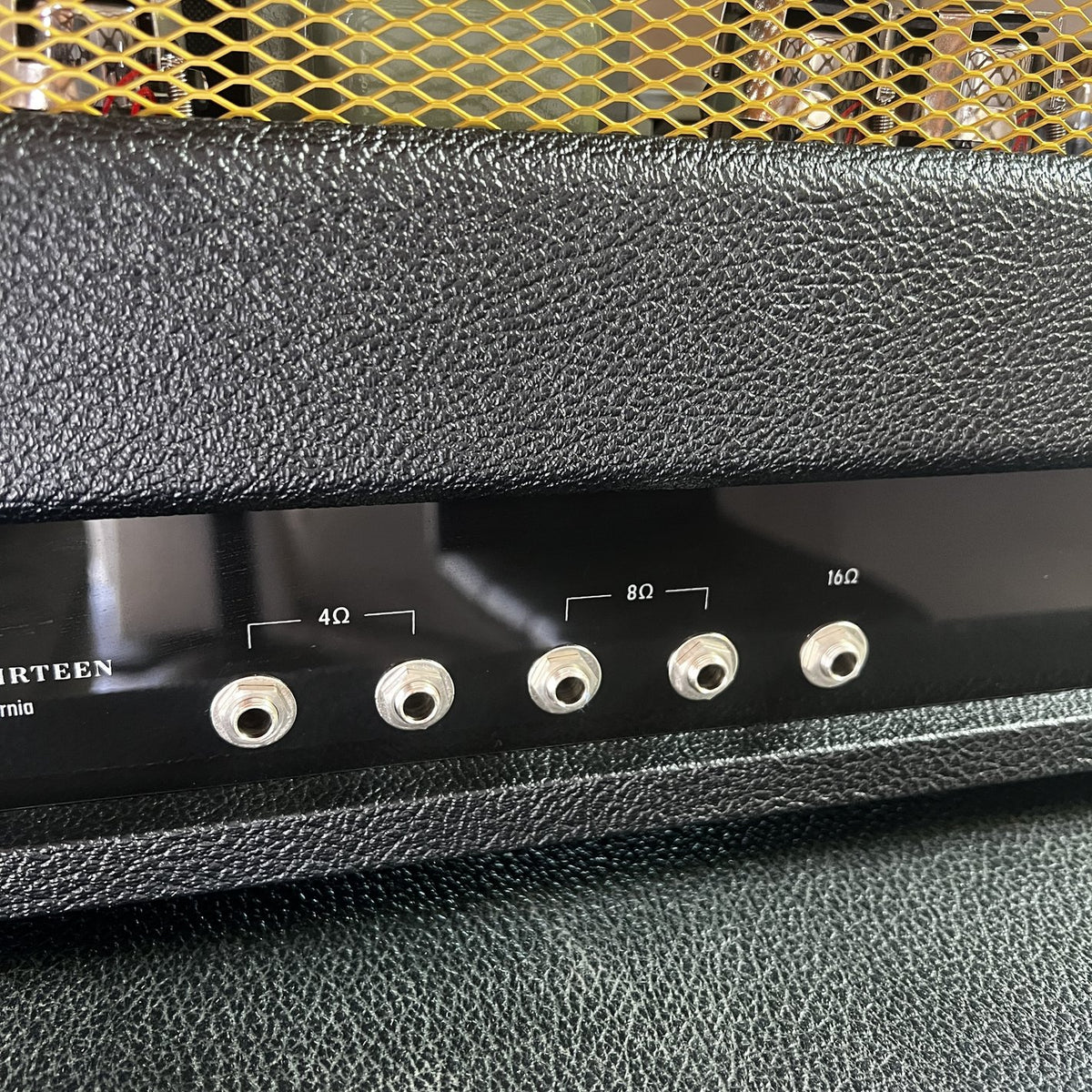 Divided by 13 FRT 37 Head - Black Bronco Tolex / Cream V