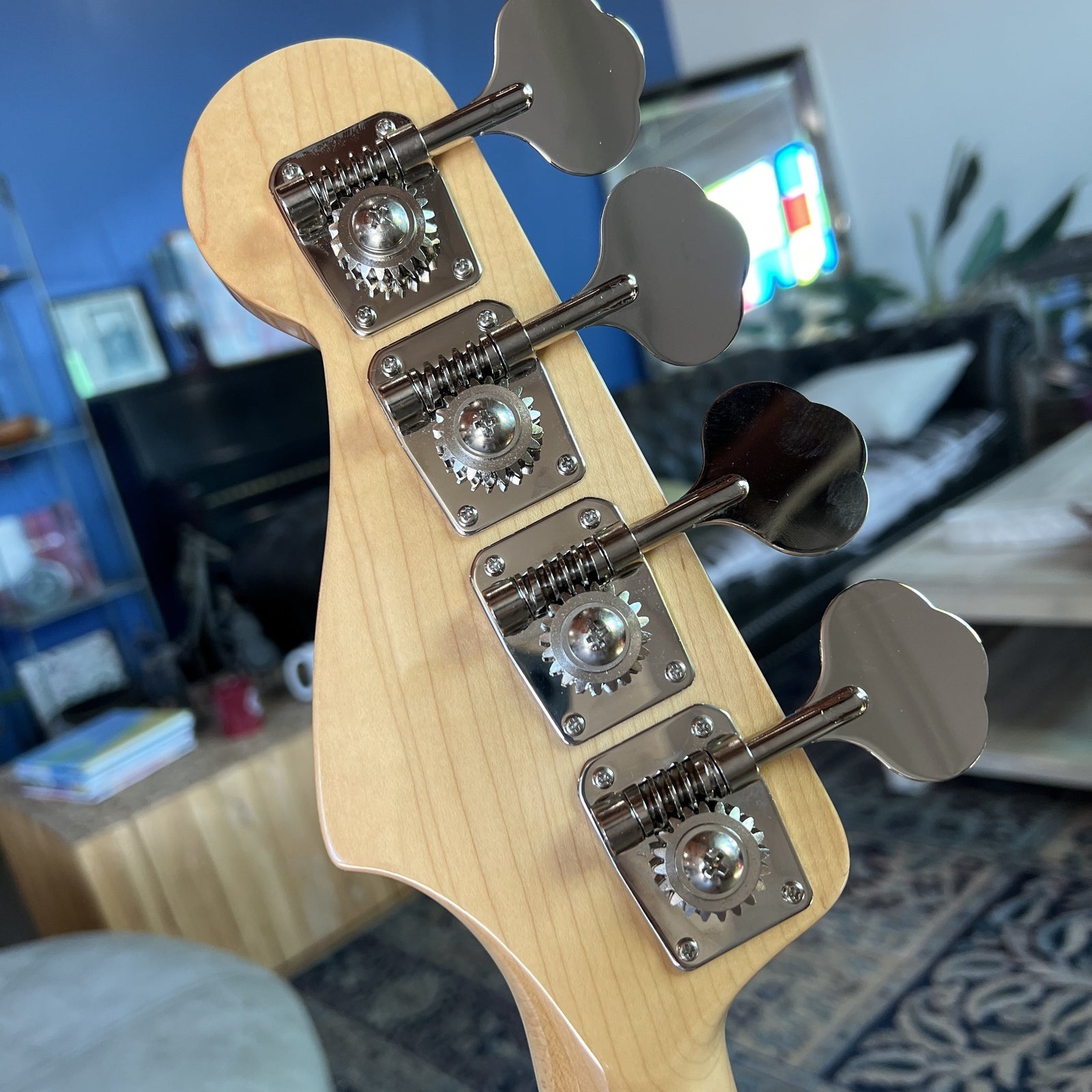 Fender Made in Japan (MIJ) Limited International Color Precision Bass – Morocco Red (2023)