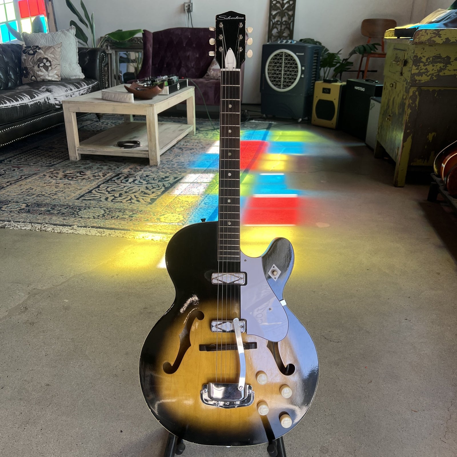 Vintage 1966/67 Silvertone 1439 Hollowbody Guitar