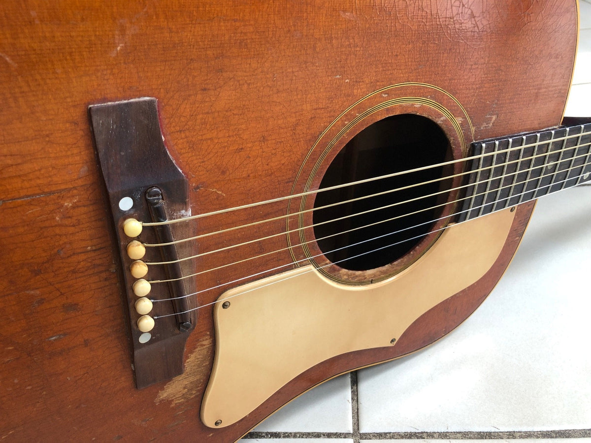 Vintage 1968 Gibson J-45 Acoustic Guitar - Cherry Red
