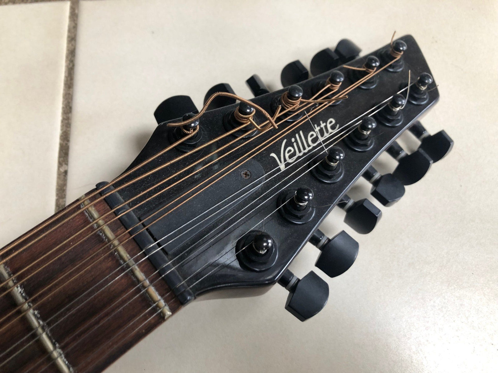 Veillette Gryphon 12-String Acoustic Guitar and Case