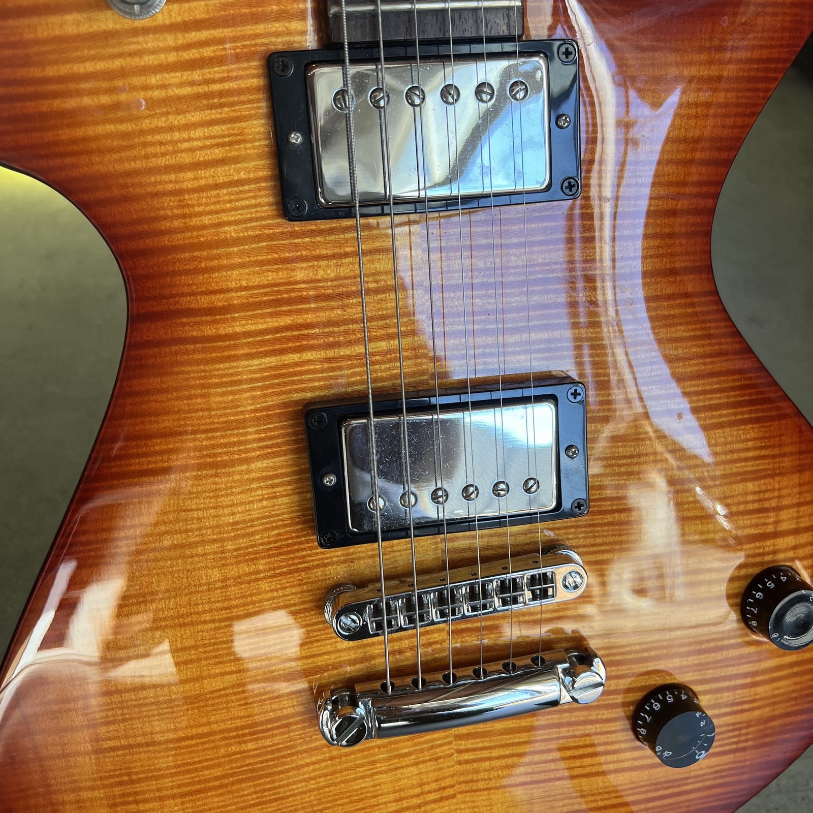 Cort Pagelli PAG-I Signature Series – Light Chocolate Burst (2006)
