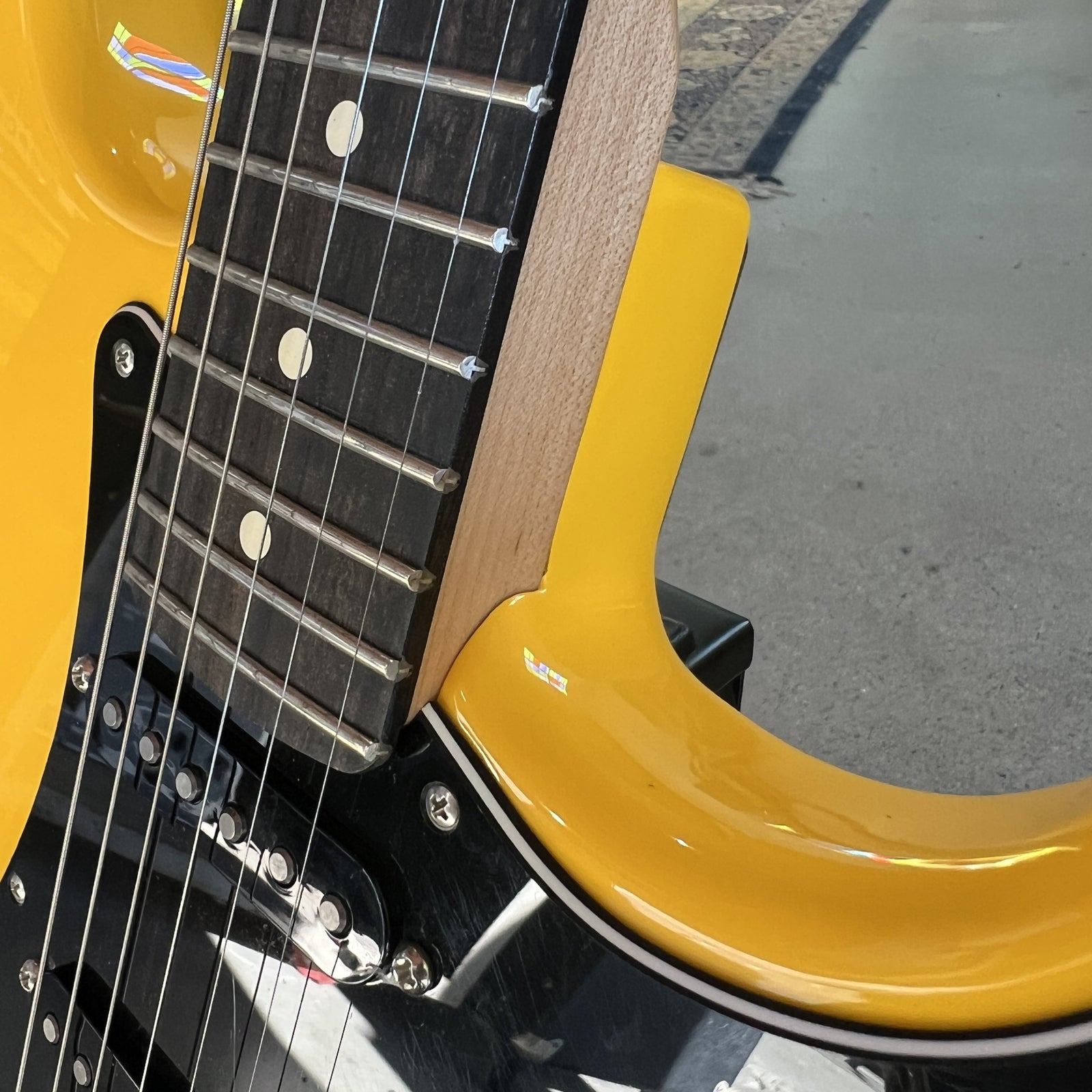 Fender Limited Edition Player Stratocaster HSS, Ebony Fingerboard, Ferrari Yellow - 2022