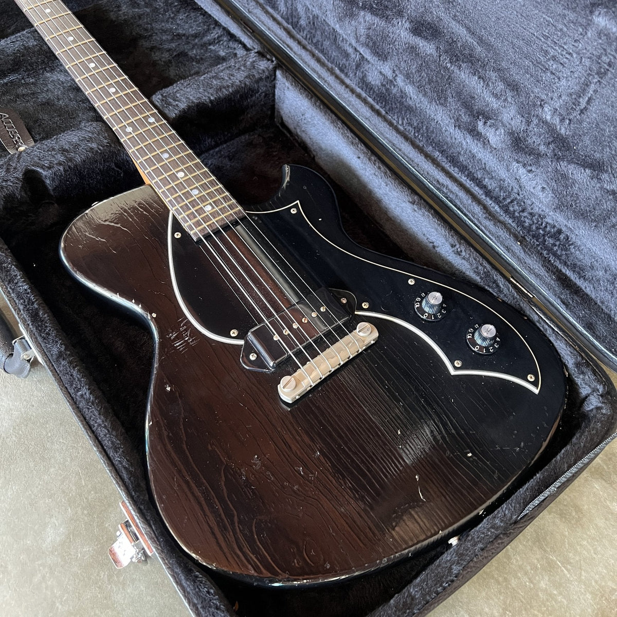 Novo Guitars Solus M1