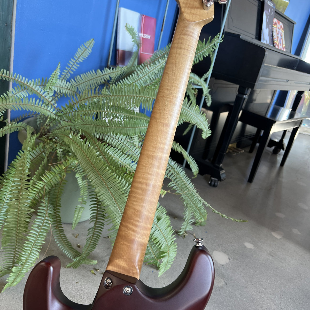 Charvel Guthrie Govan Signature HSH Limited Britannica Red - 2016