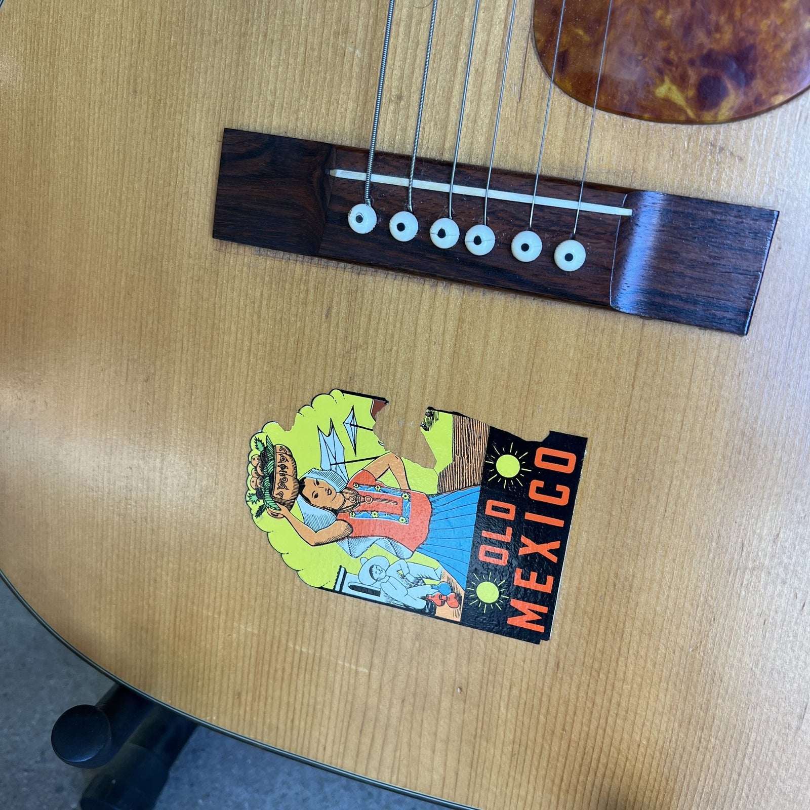 Harmony H162 Acoustic Guitar