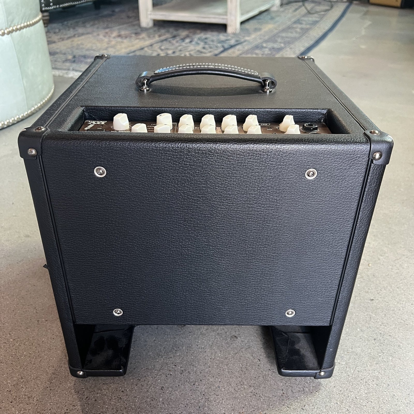 DV Mark AC 101 Acoustic Combo Amplifier (Black) - Excellent Condition