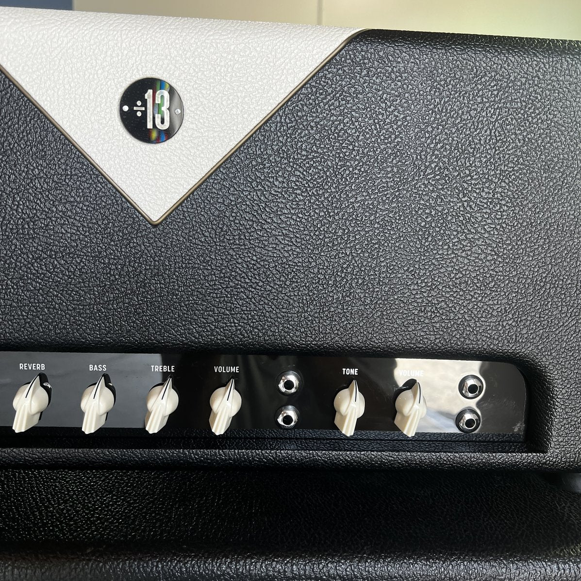 Divided by 13 FRT 37 Head - Black Bronco Tolex / Cream V