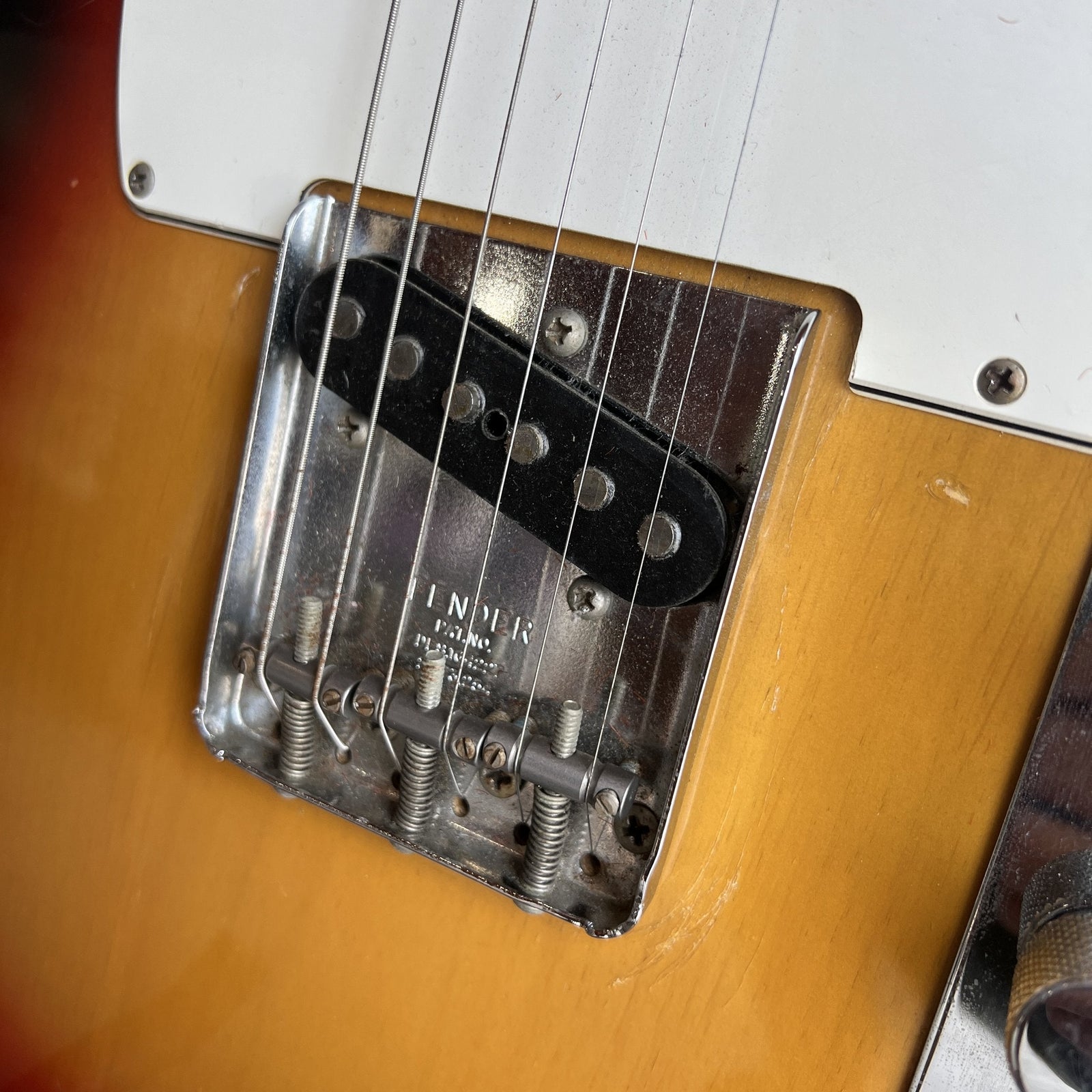 1975 Fender Telecaster Sunburst w/ Rosewood Board