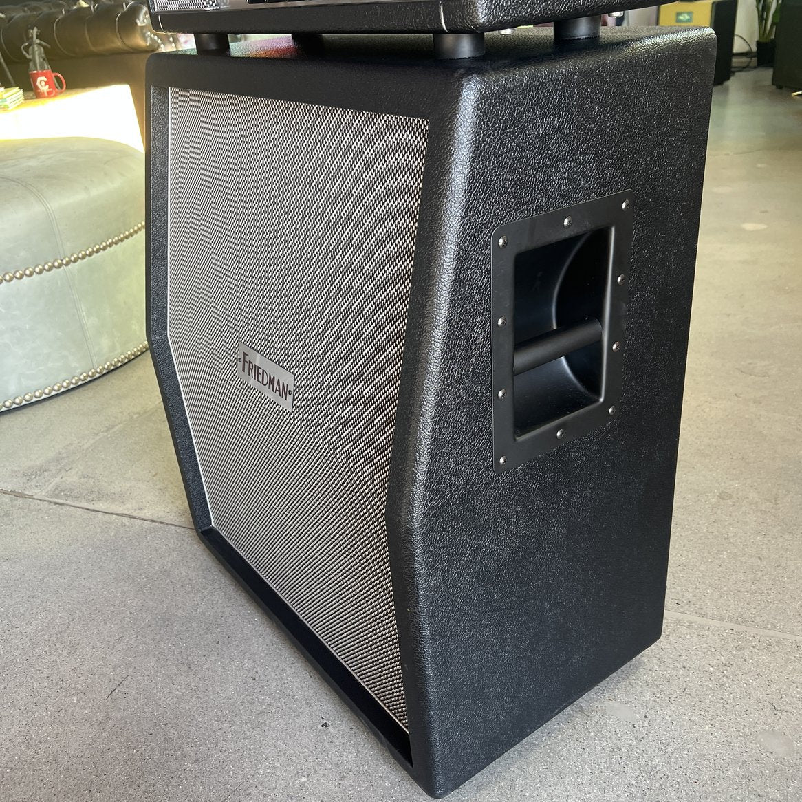 Friedman Twin Sister 40-Watt Dual-Channel Head with 2x12 Vertical Extension Cabinet