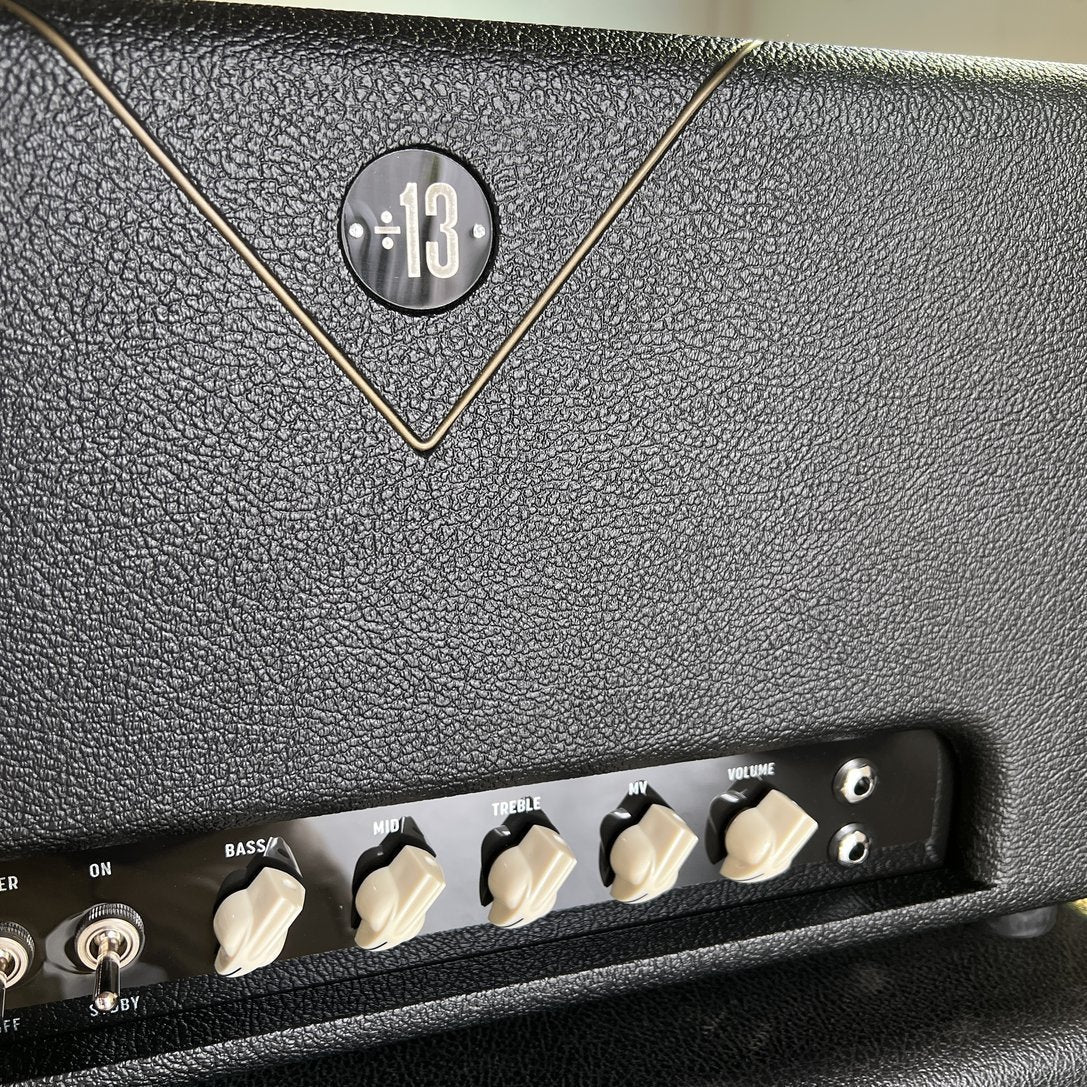 Divided by 13 AMW 39 Head - Black Bronco Tolex / Black V