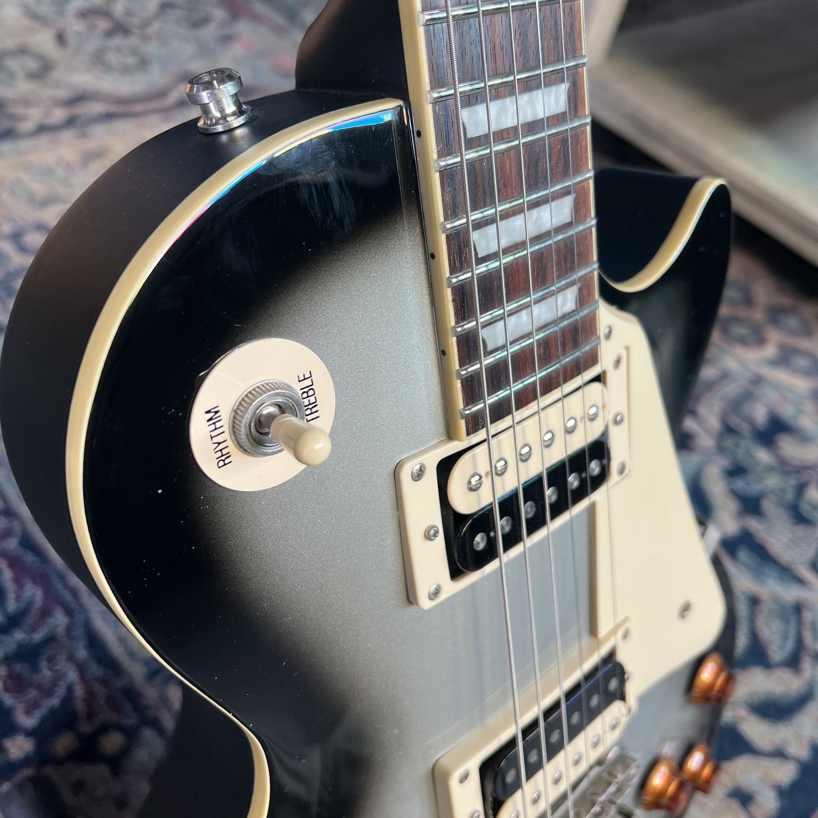 2014 Epiphone Les Paul Traditional Pro in Silverburst | Includes Hardshell Case