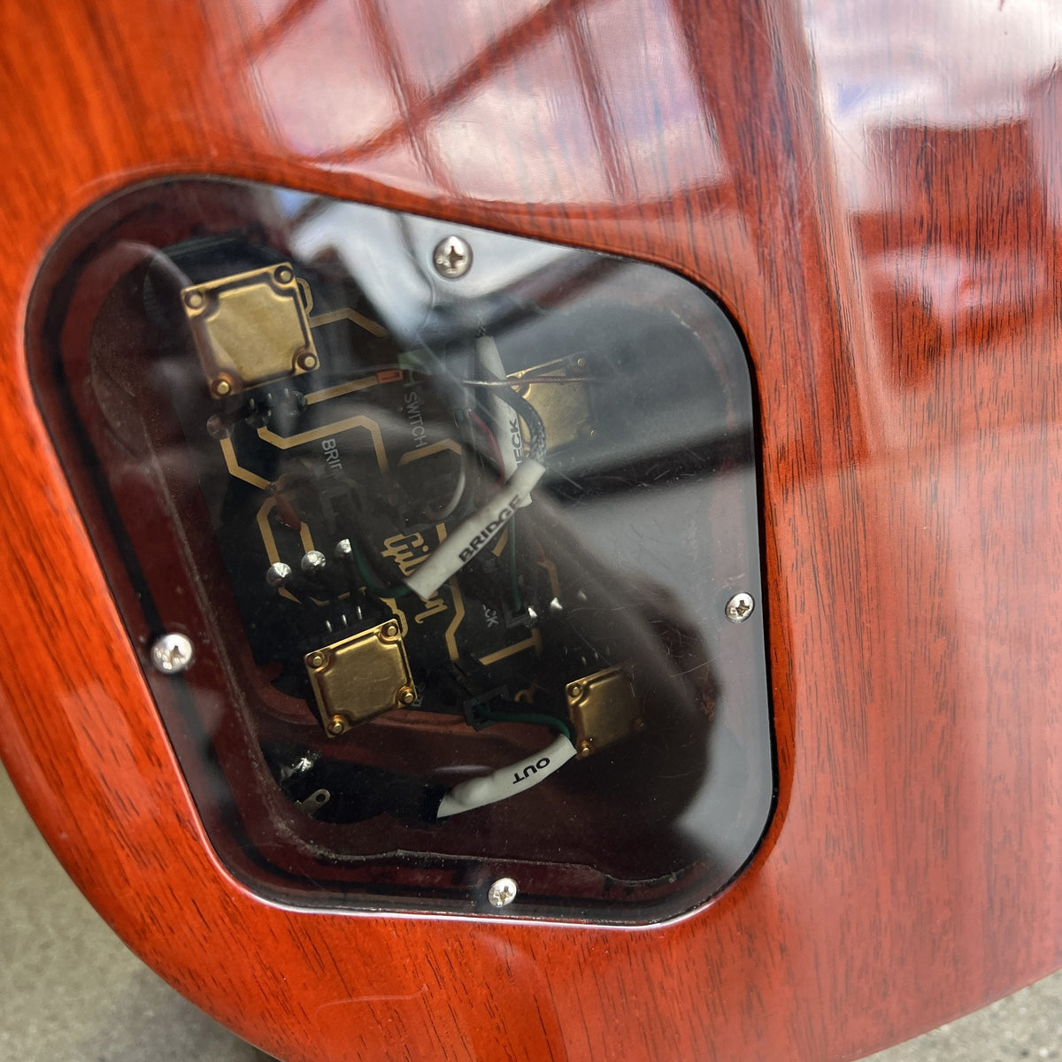 2008 Les Paul Standard, Heritage Cherry Sunburst