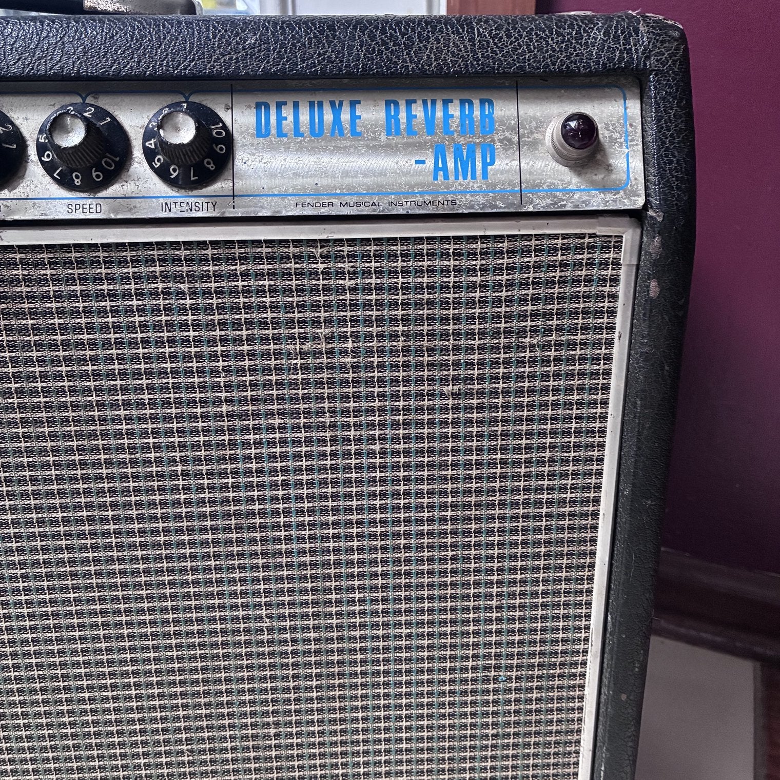 Vintage 1967 Fender Deluxe Reverb Guitar Amplifier
