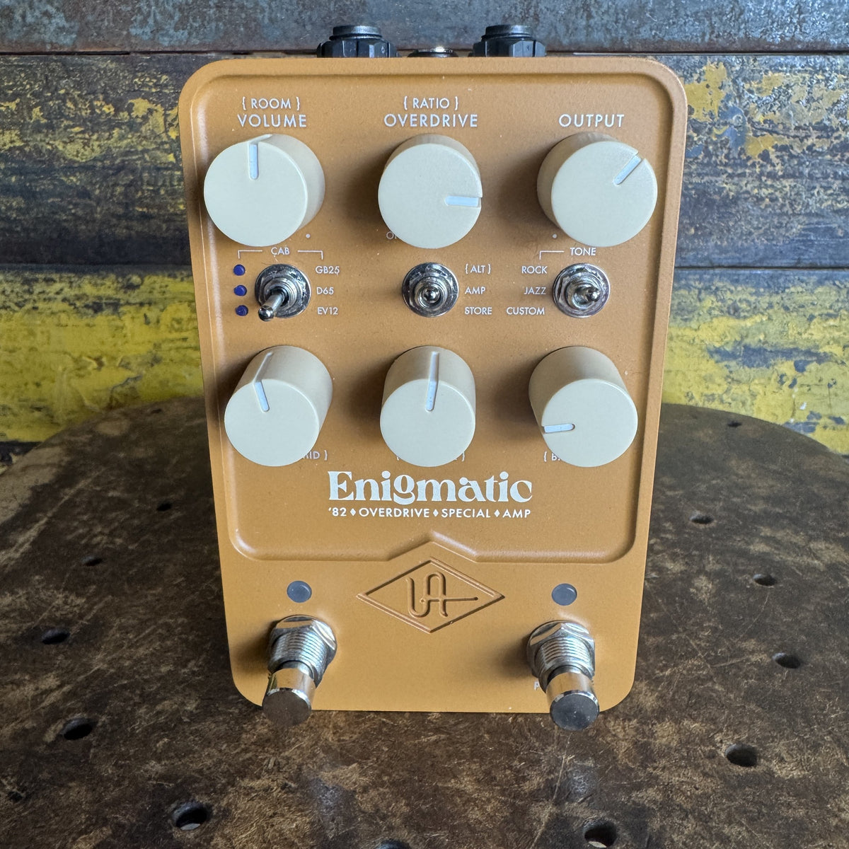 Universal Audio Enigmatic '82 Overdrive Special