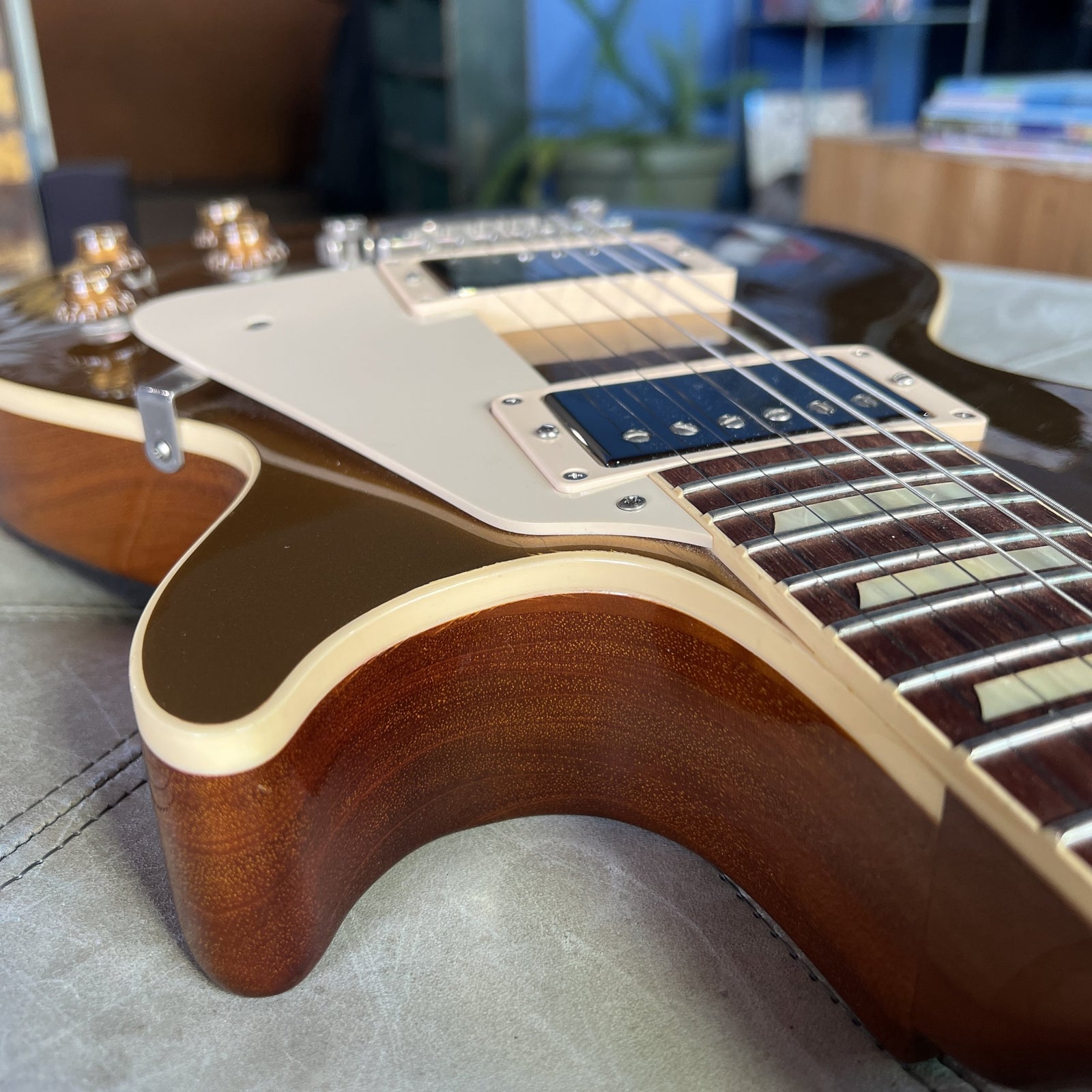 2006 Gibson Custom Shop '57 Les Paul Goldtop Reissue (R7) – Signed by Richie Sambora & Orianthi